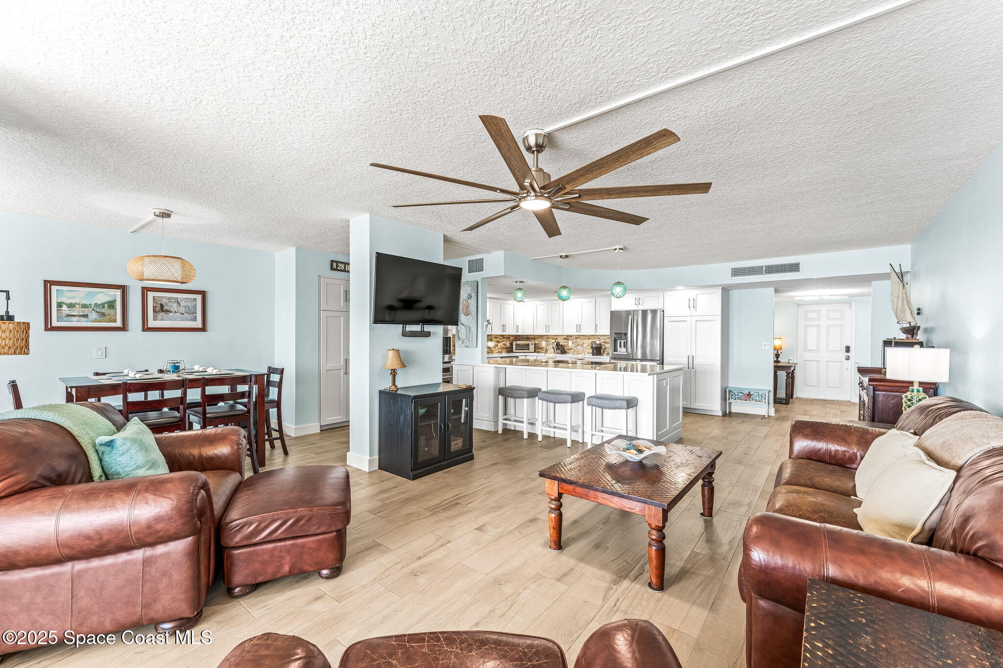 2815 S Atlantic Avenue, 606