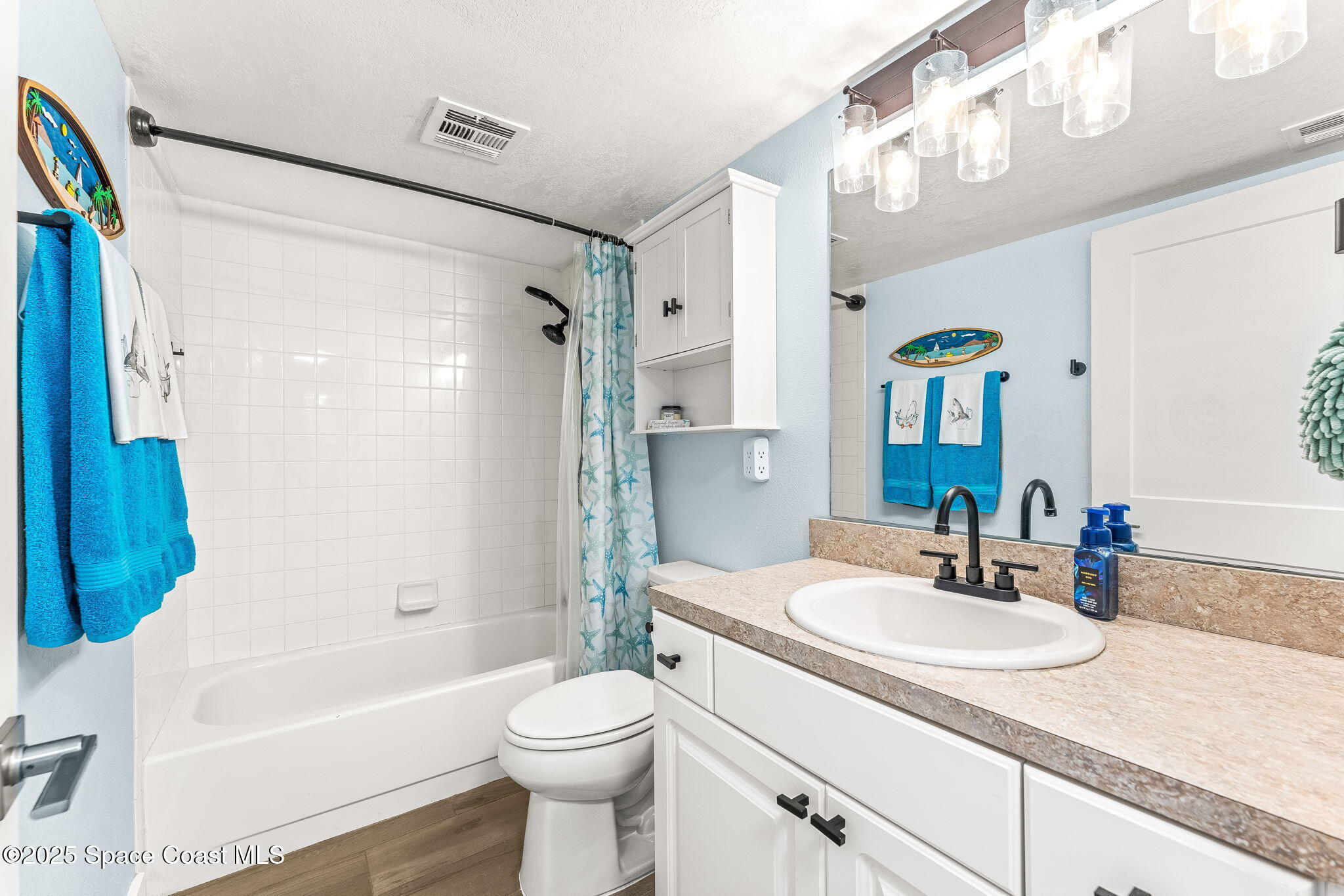 2815 S Atlantic Avenue, 606
