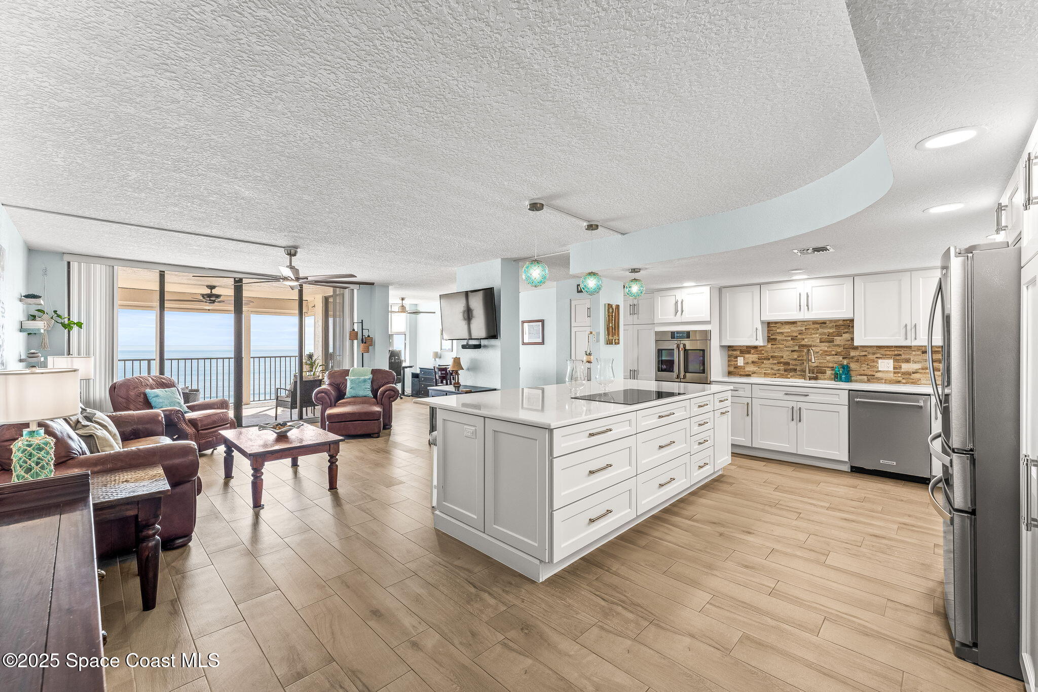 2815 S Atlantic Avenue, 606