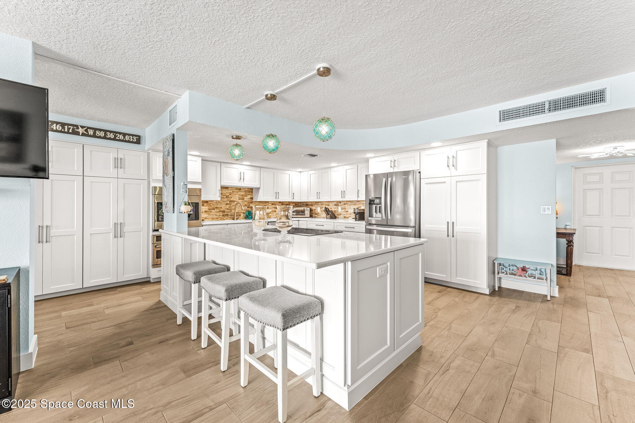 2815 S Atlantic Avenue, 606
