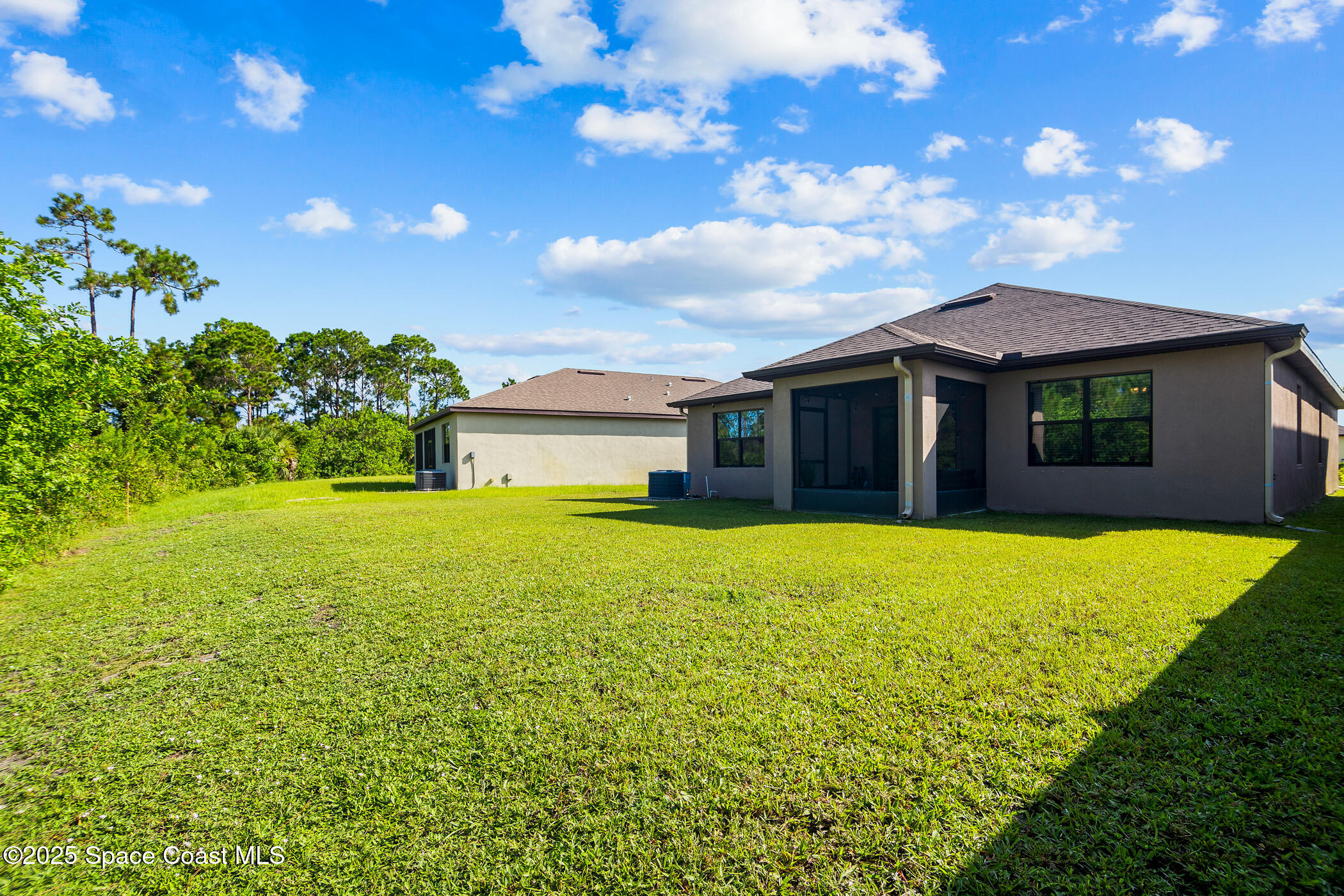 820 Old Country Road SE