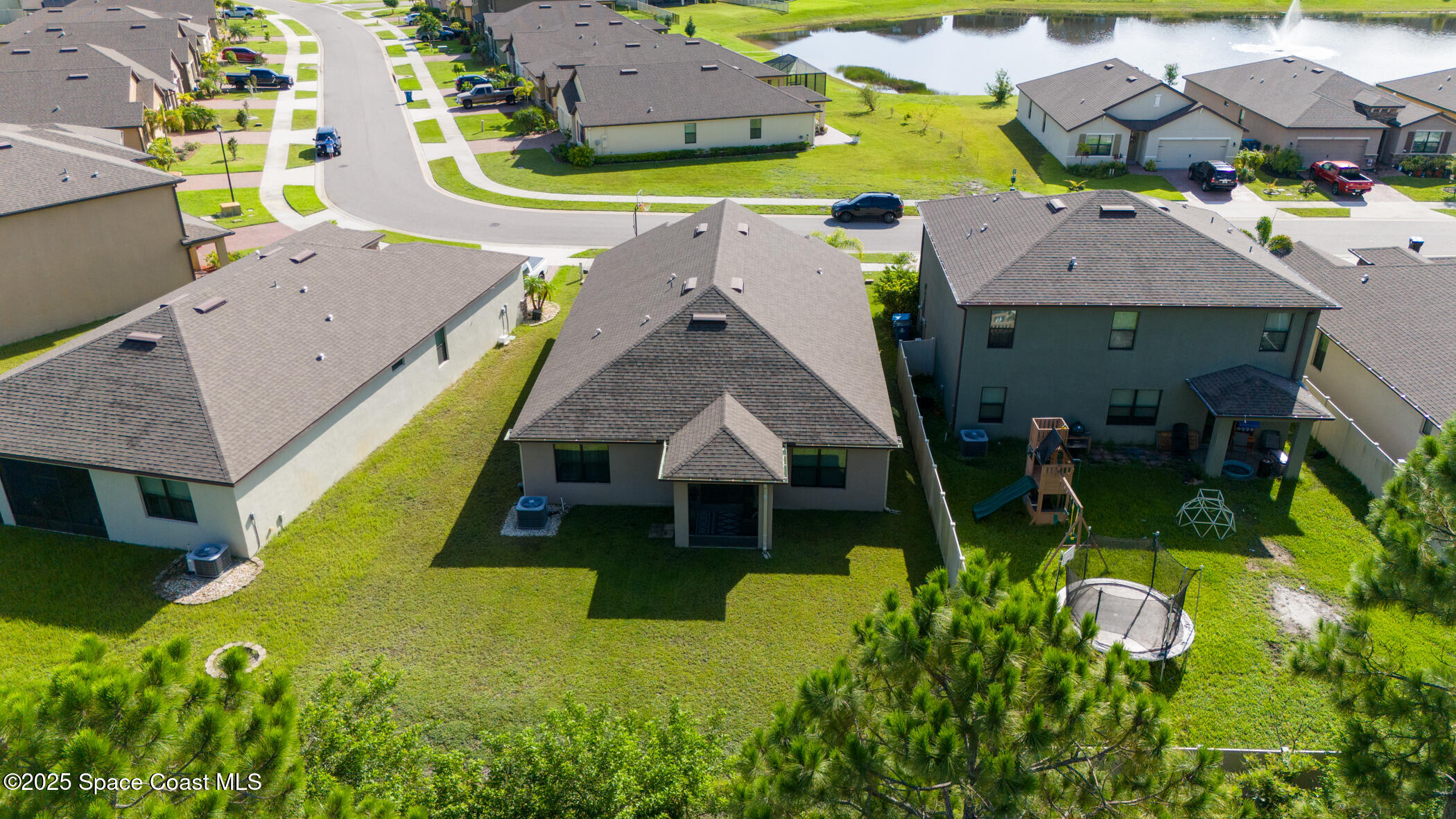 820 Old Country Road SE