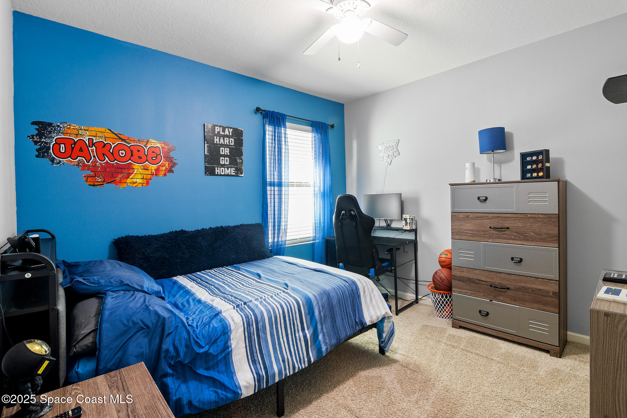 820 Old Country Road SE