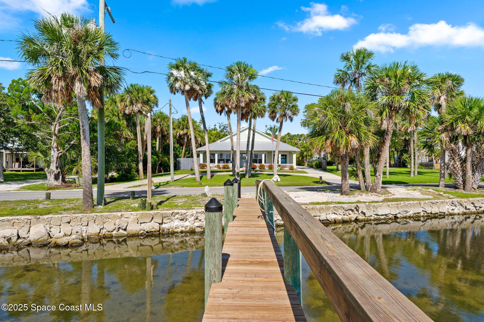 3745 Indian River Drive