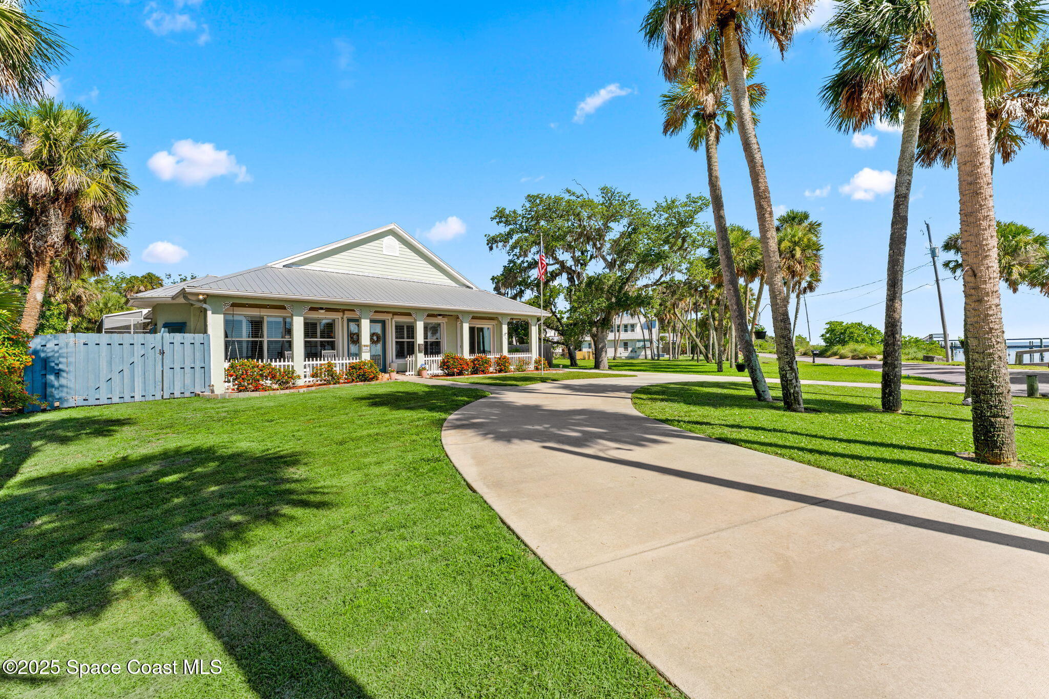 3745 Indian River Drive