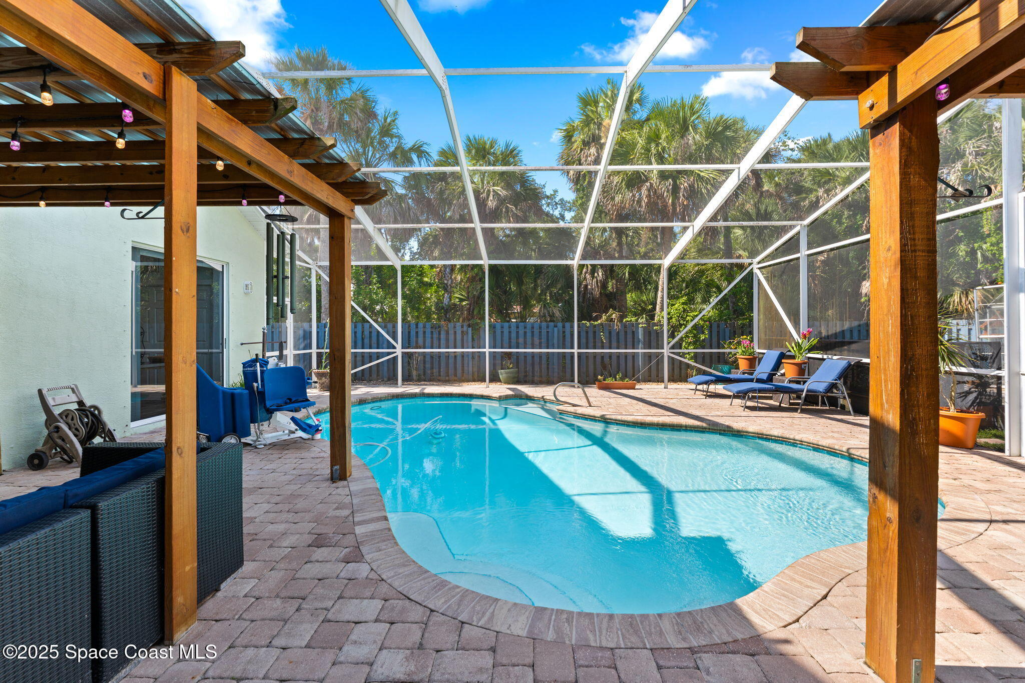 3745 Indian River Drive