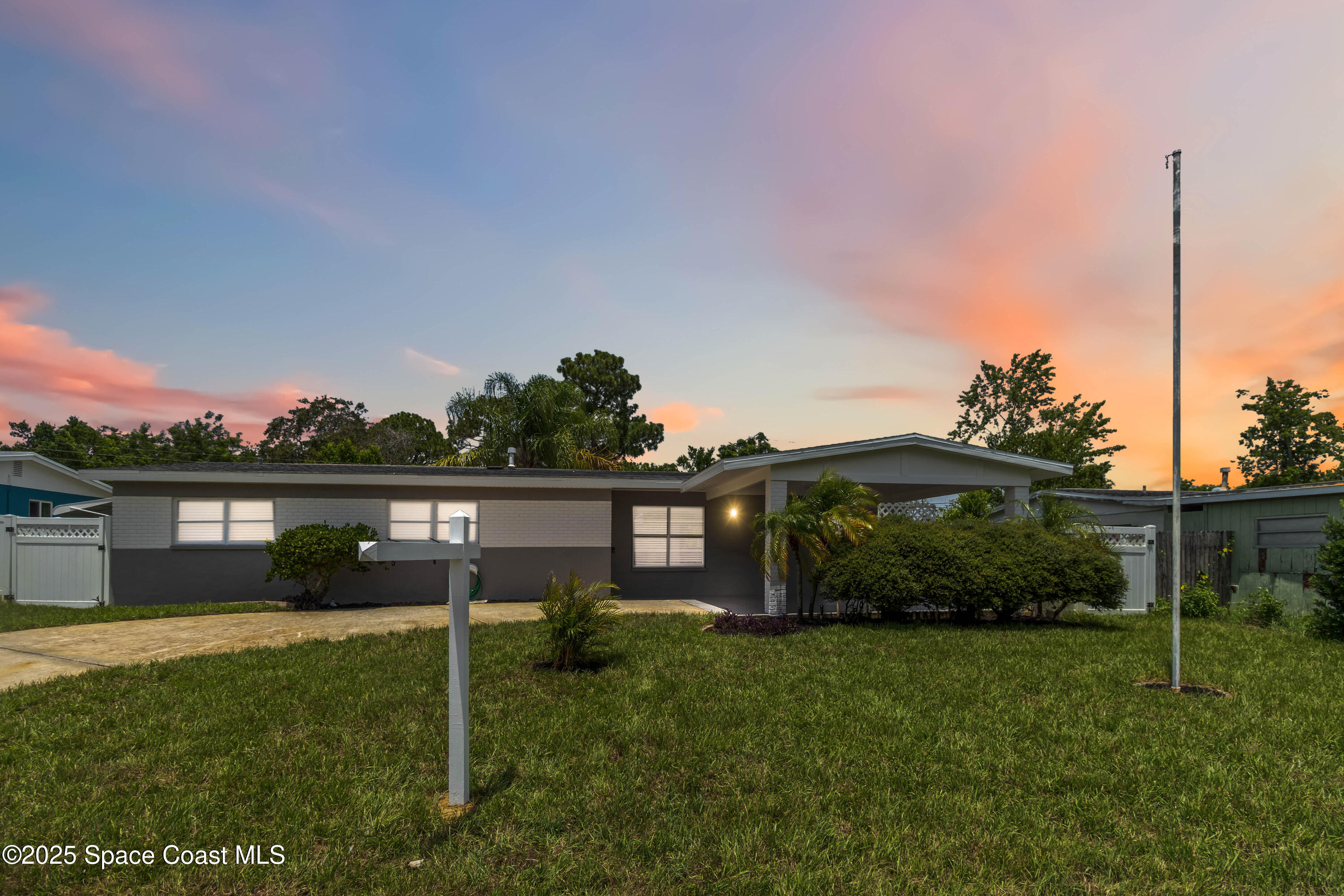 4910 Key Largo Drive W