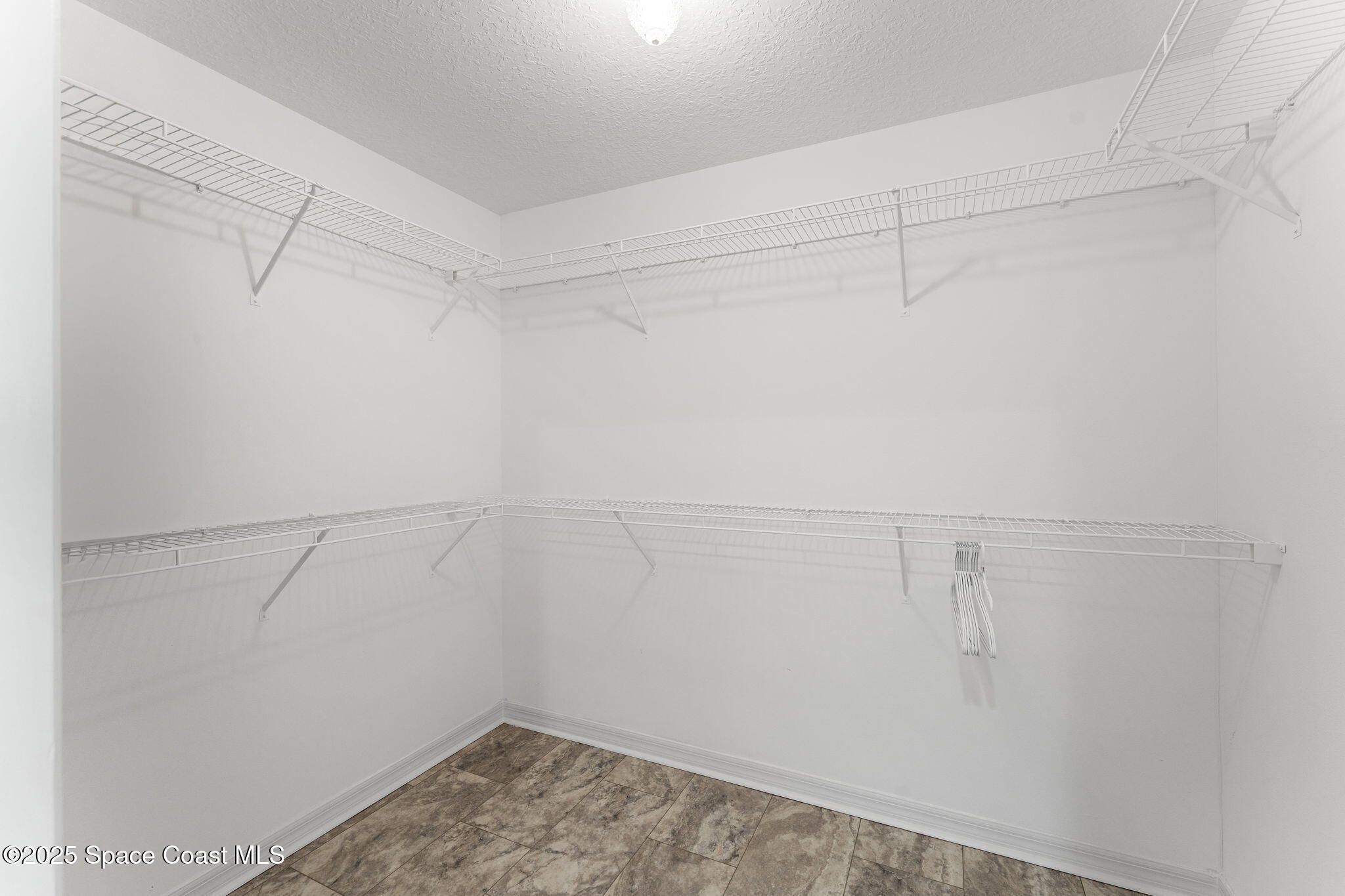 1529 Bay Shore Drive
