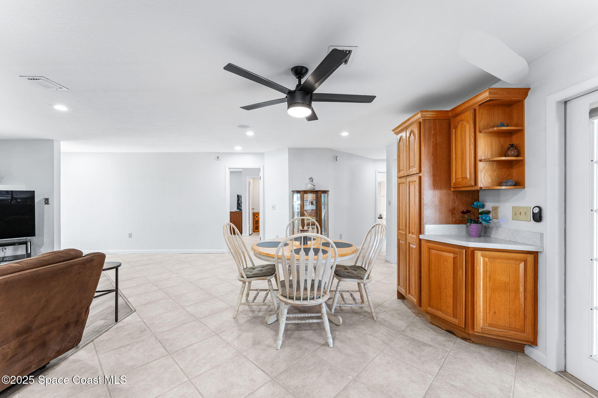 1529 Bay Shore Drive