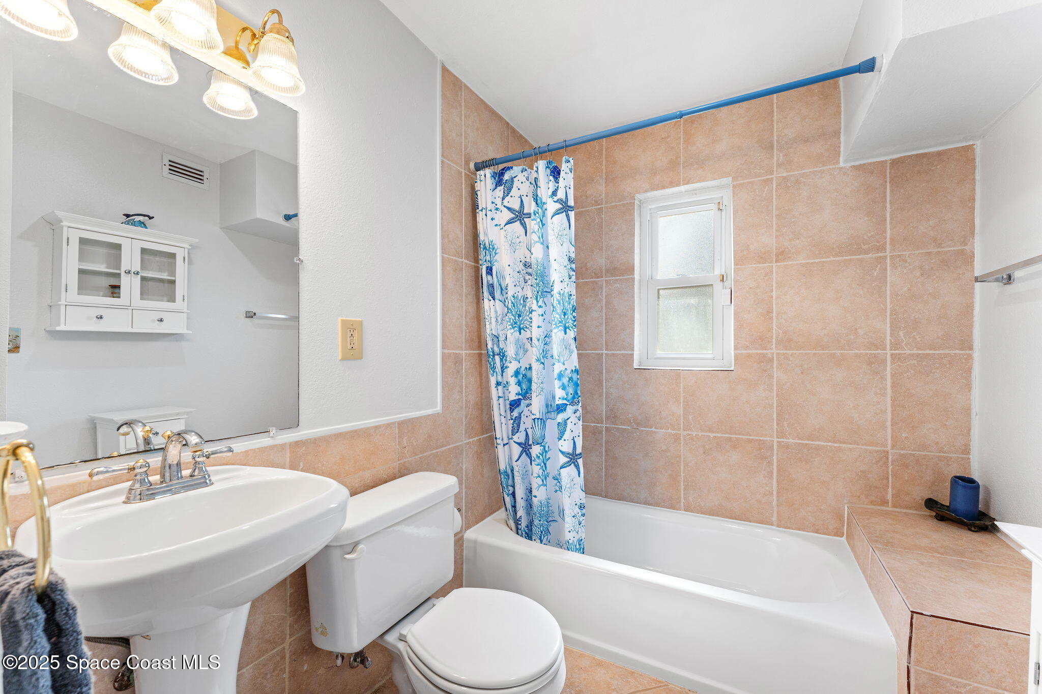 1529 Bay Shore Drive