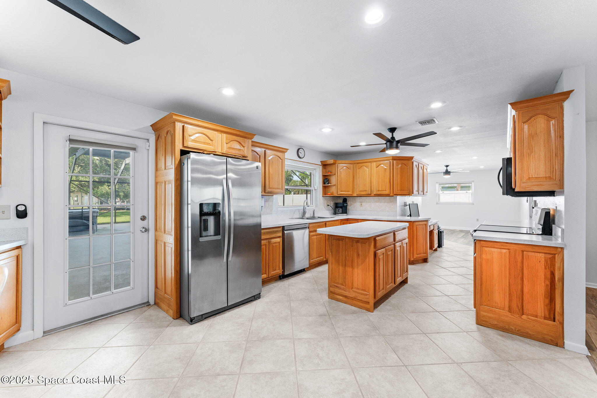 1529 Bay Shore Drive