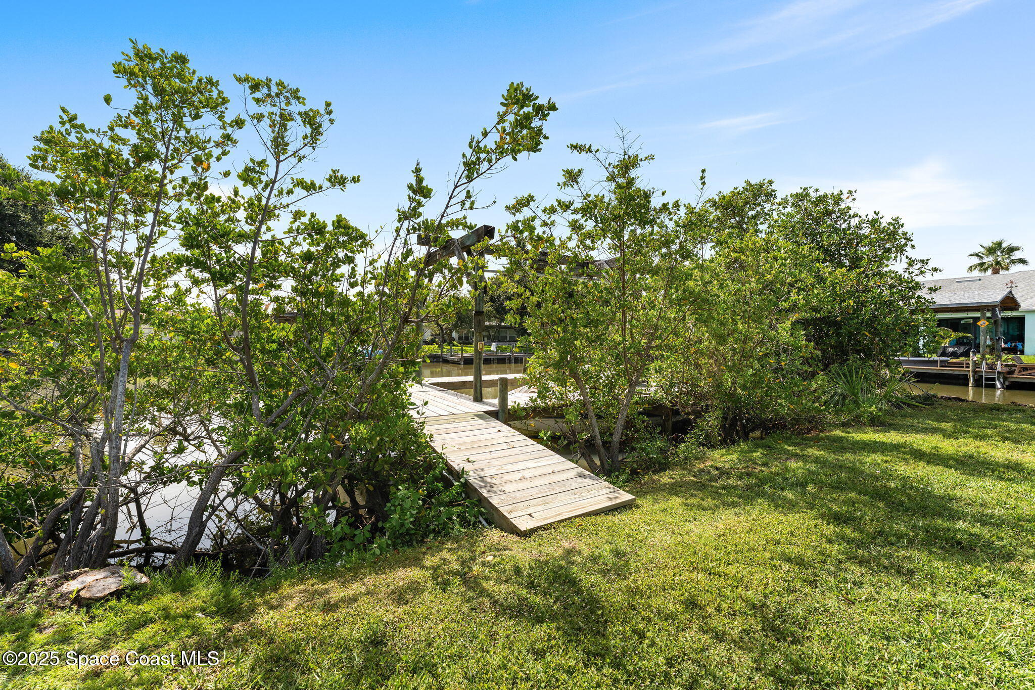 1529 Bay Shore Drive