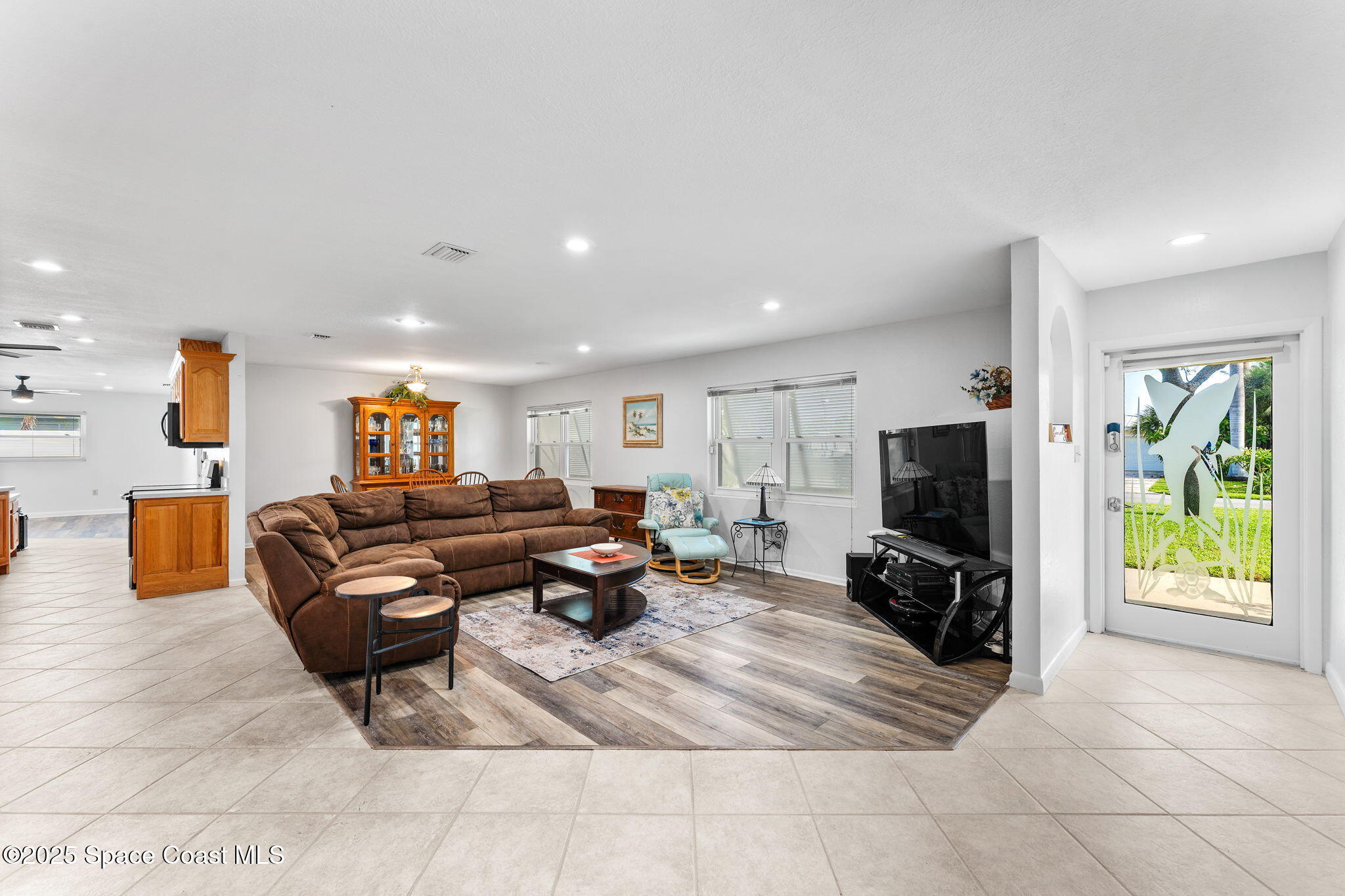 1529 Bay Shore Drive