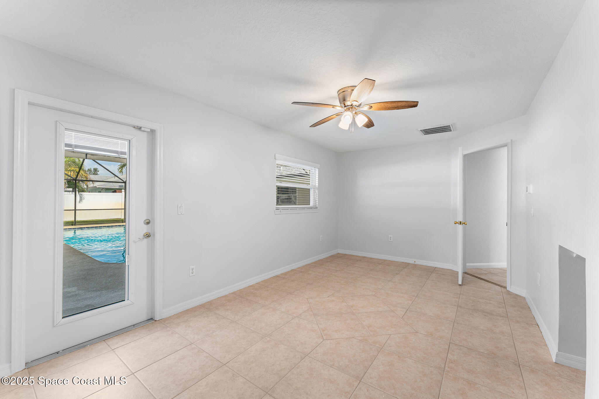 1529 Bay Shore Drive