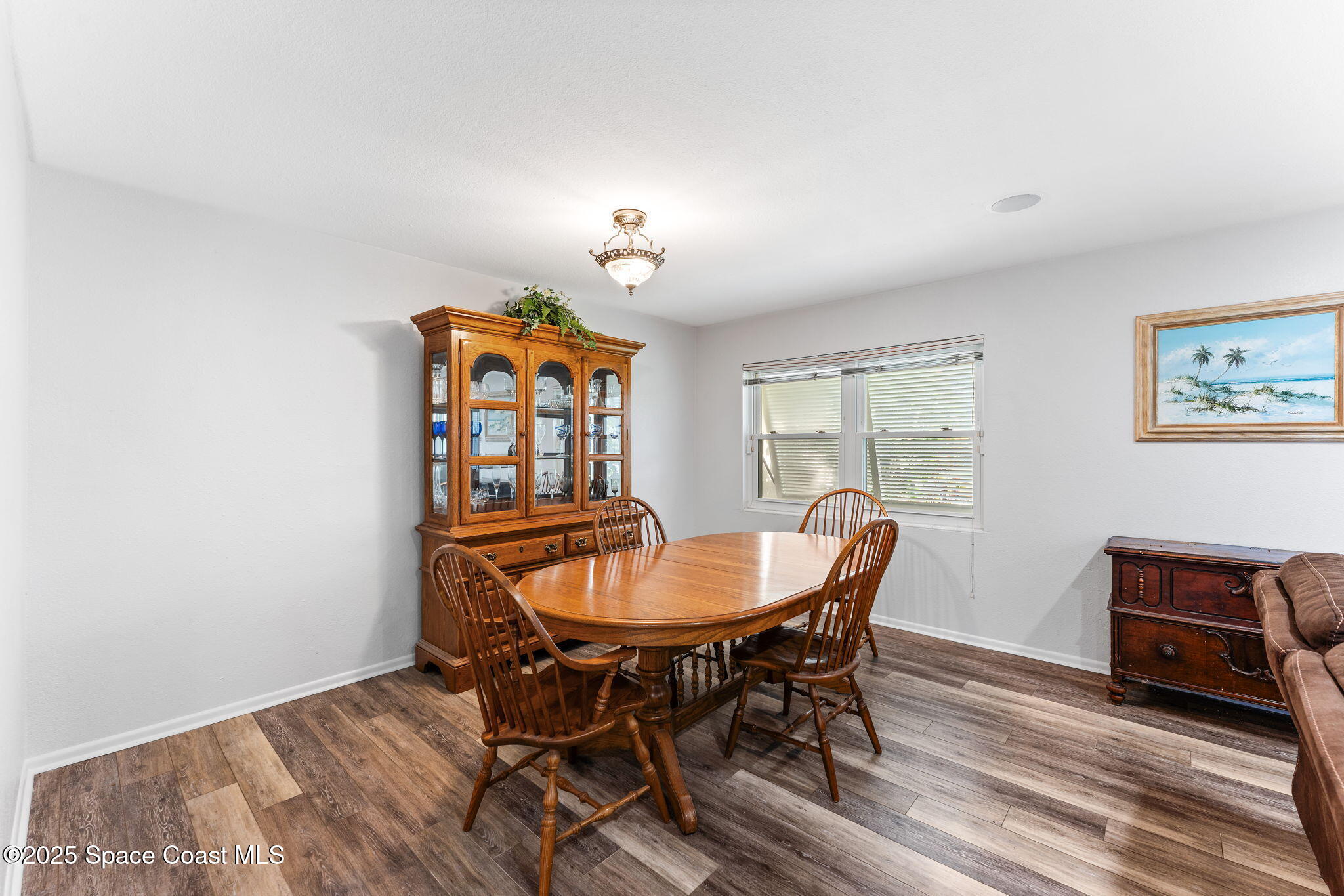 1529 Bay Shore Drive