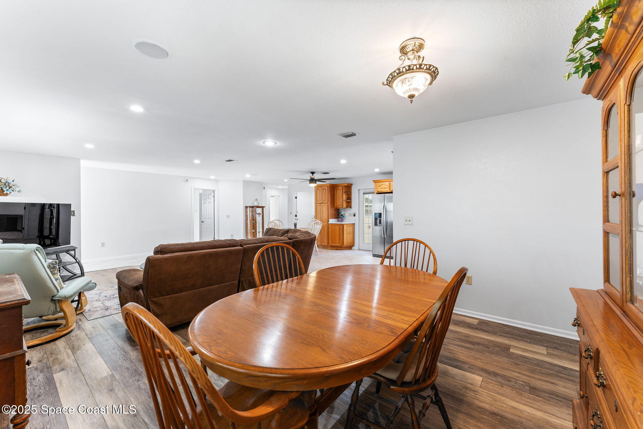 1529 Bay Shore Drive
