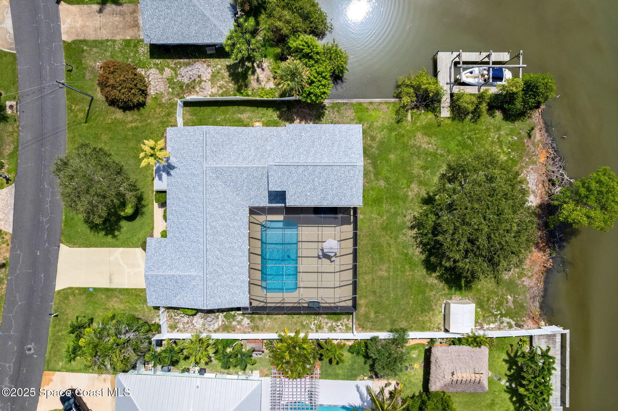 1529 Bay Shore Drive