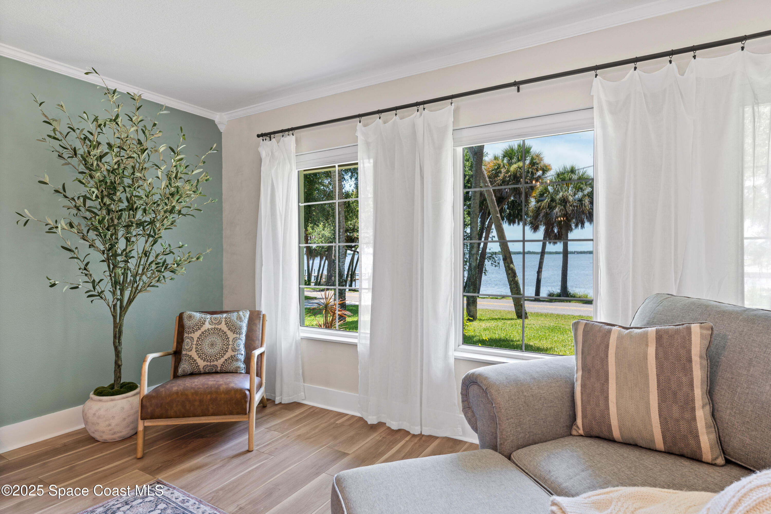 3402 Indian River Drive