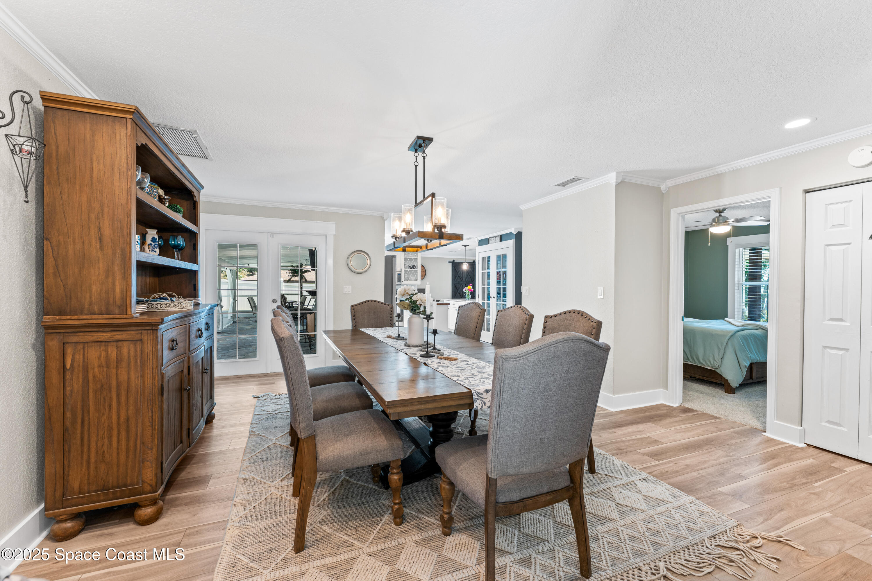 3402 Indian River Drive