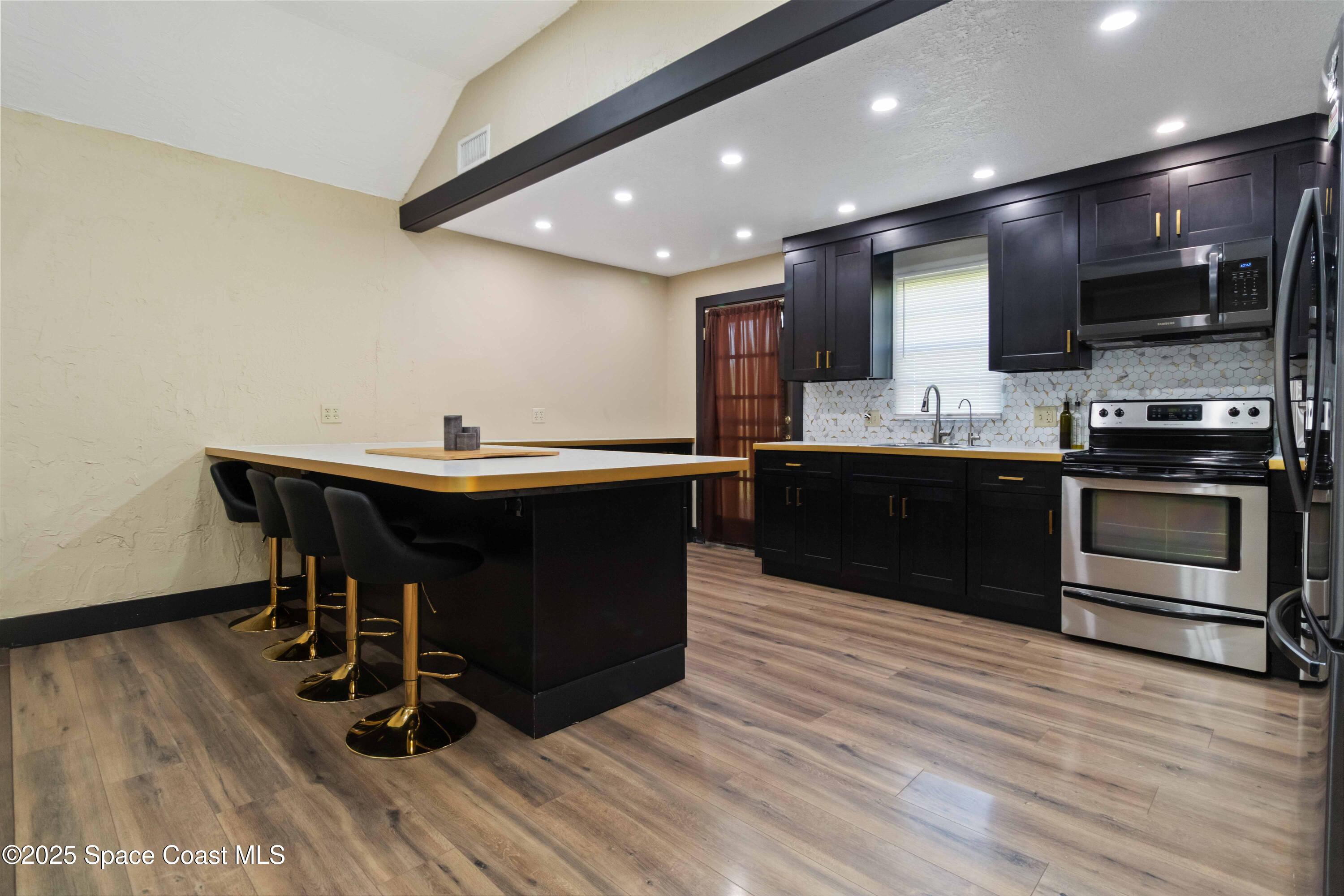 2603 Dade Court