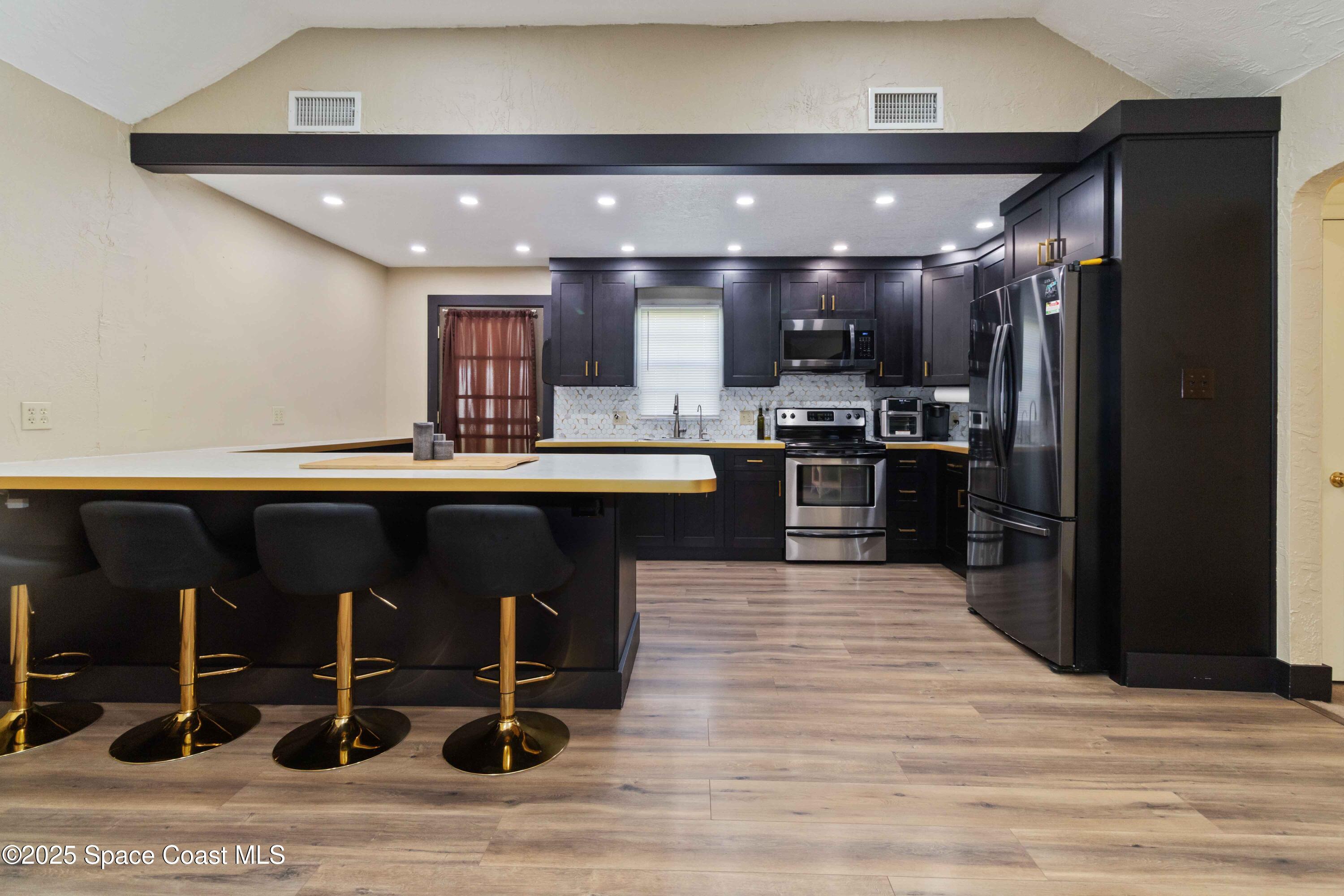 2603 Dade Court