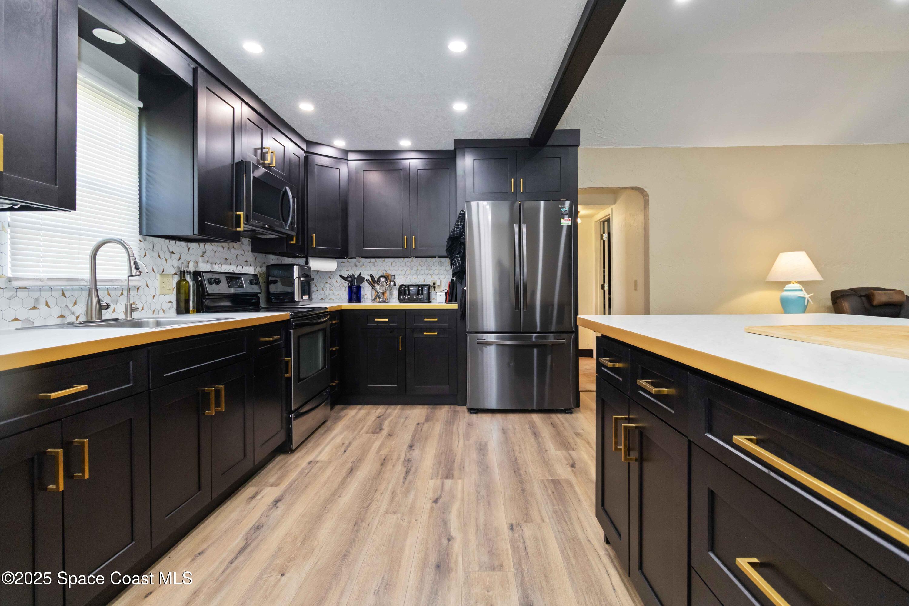 2603 Dade Court