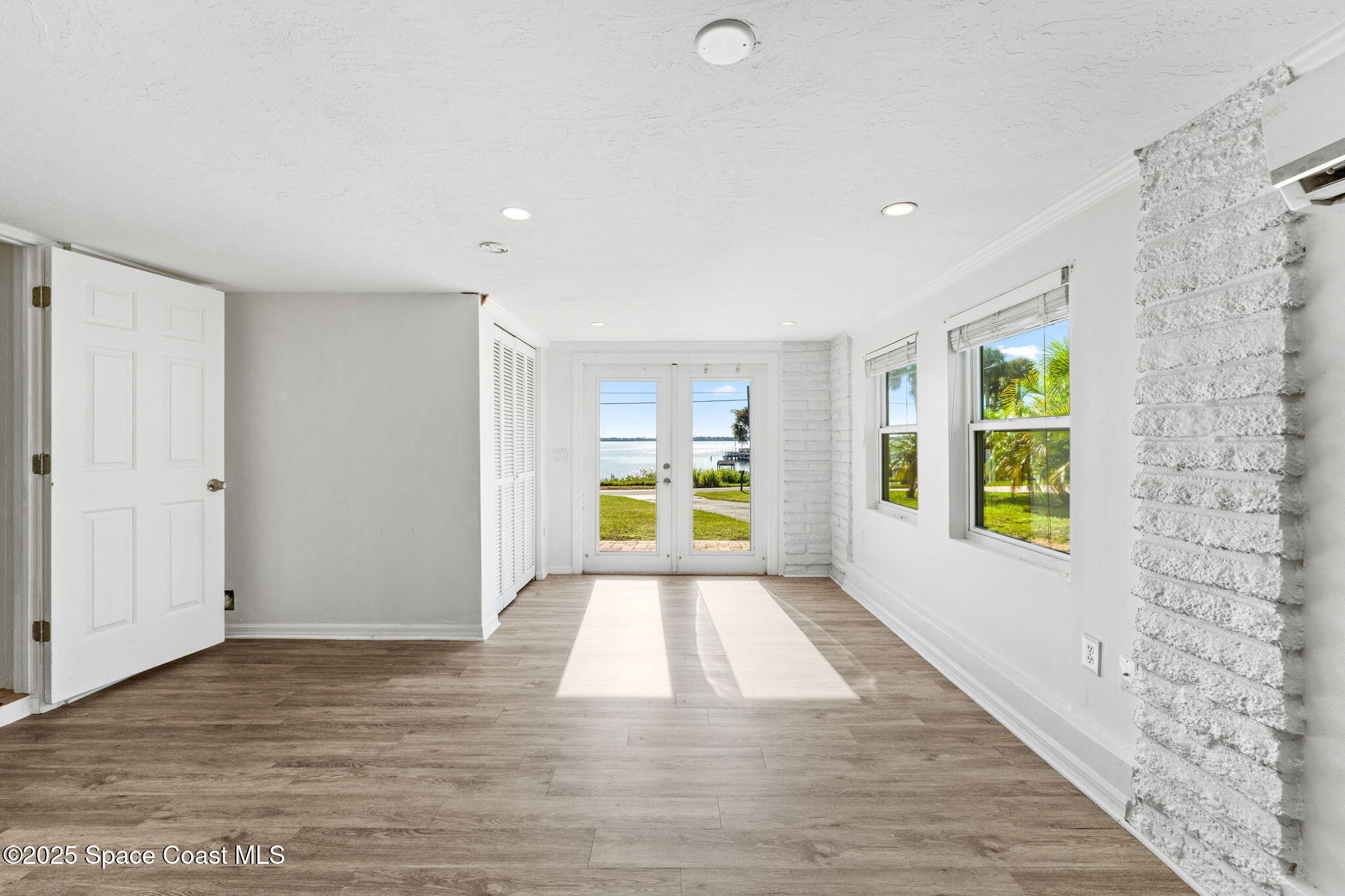 3109 Indian River Drive