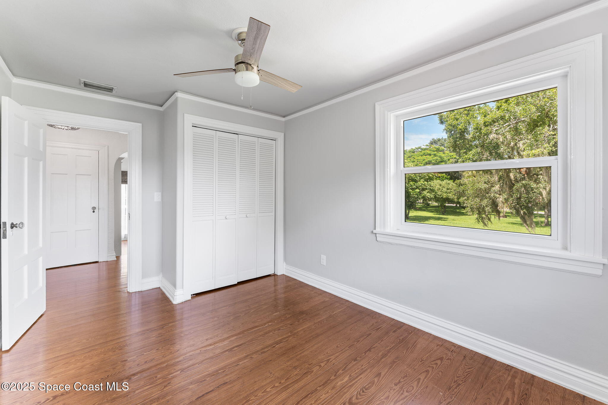 121 Circle Drive