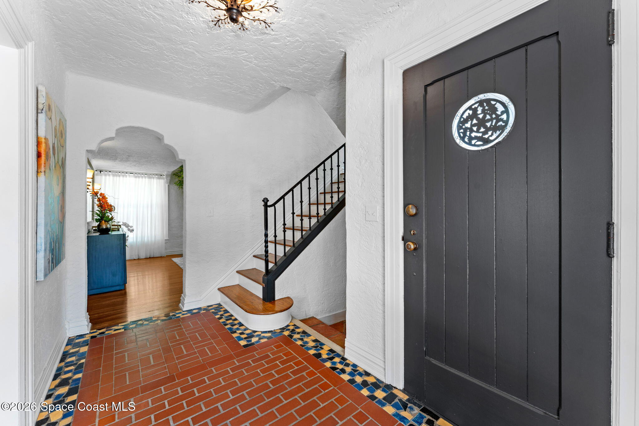 121 Circle Drive