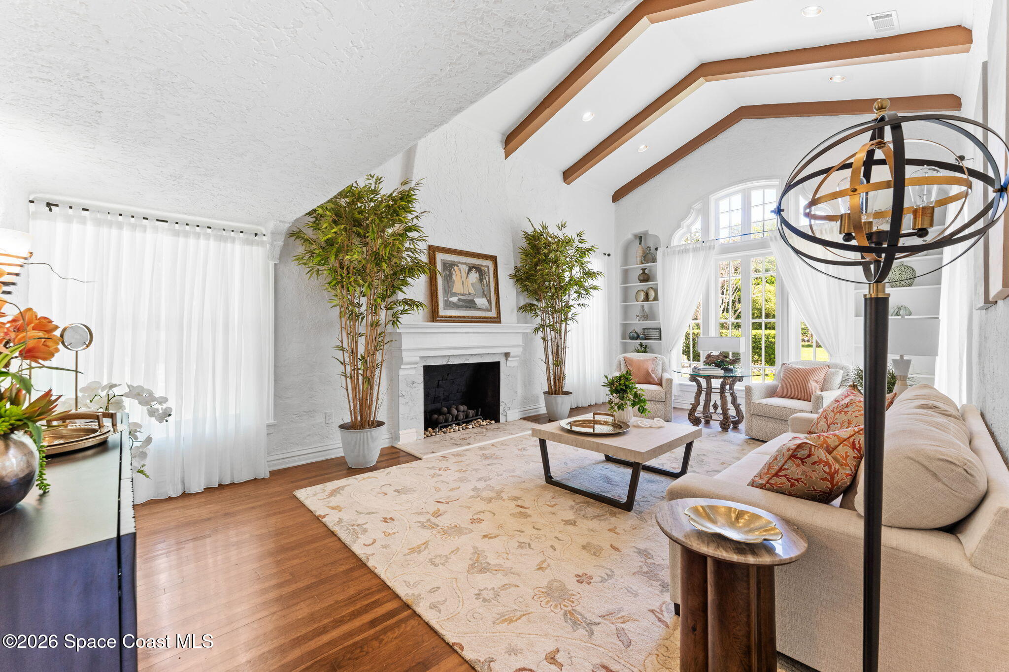 121 Circle Drive