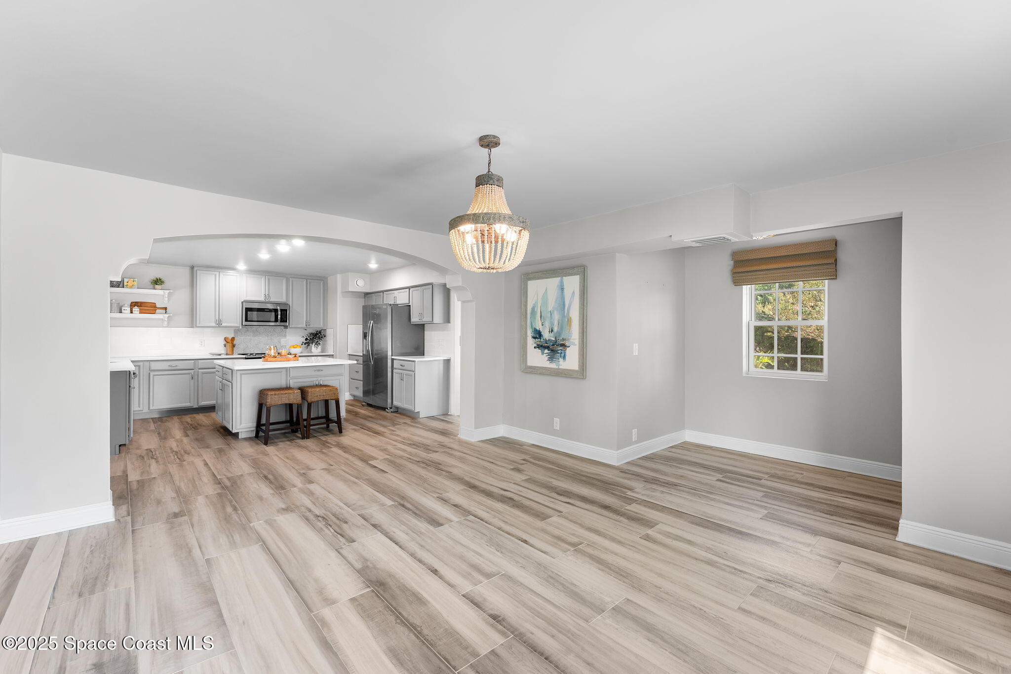 121 Circle Drive