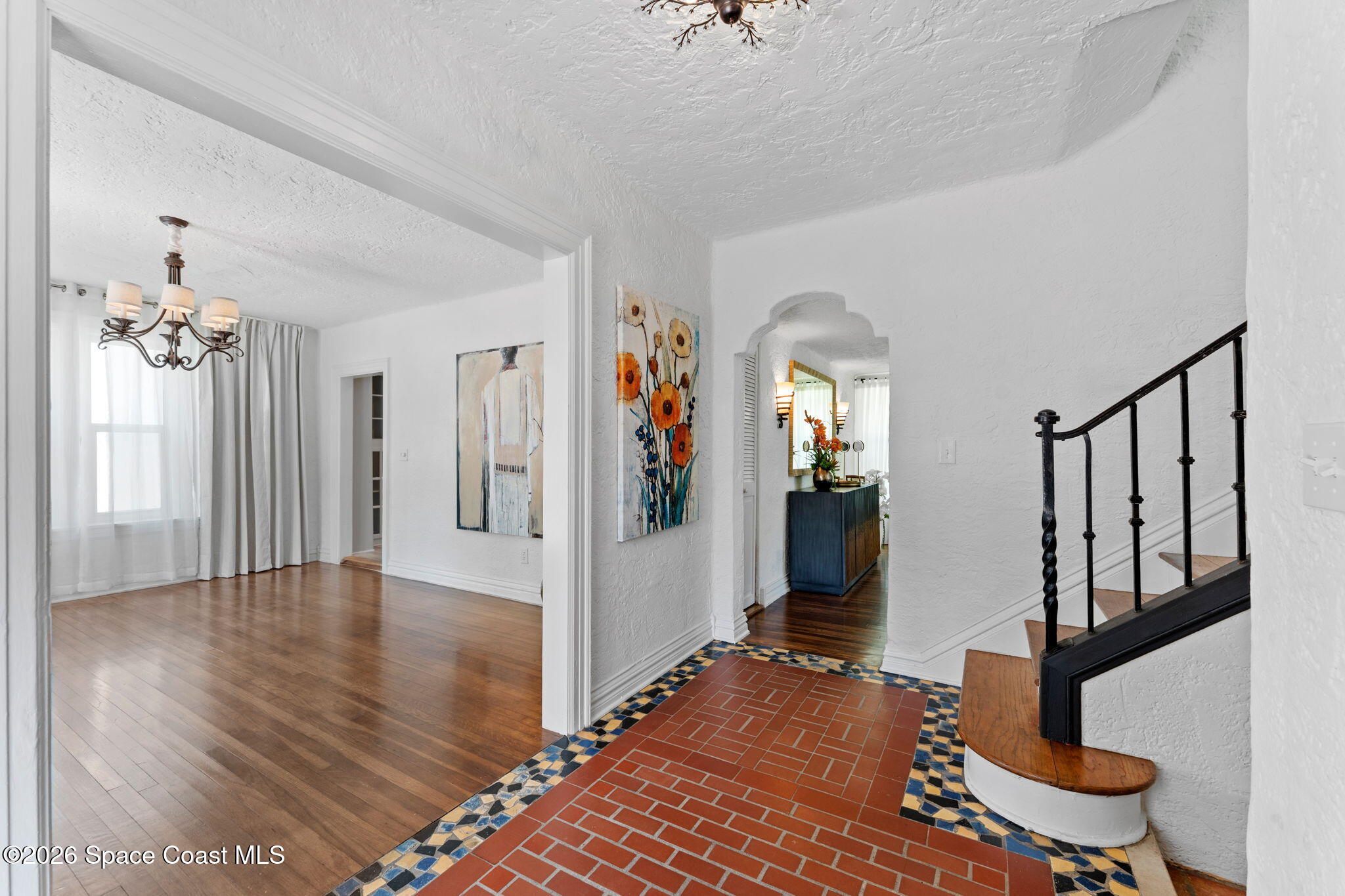 121 Circle Drive