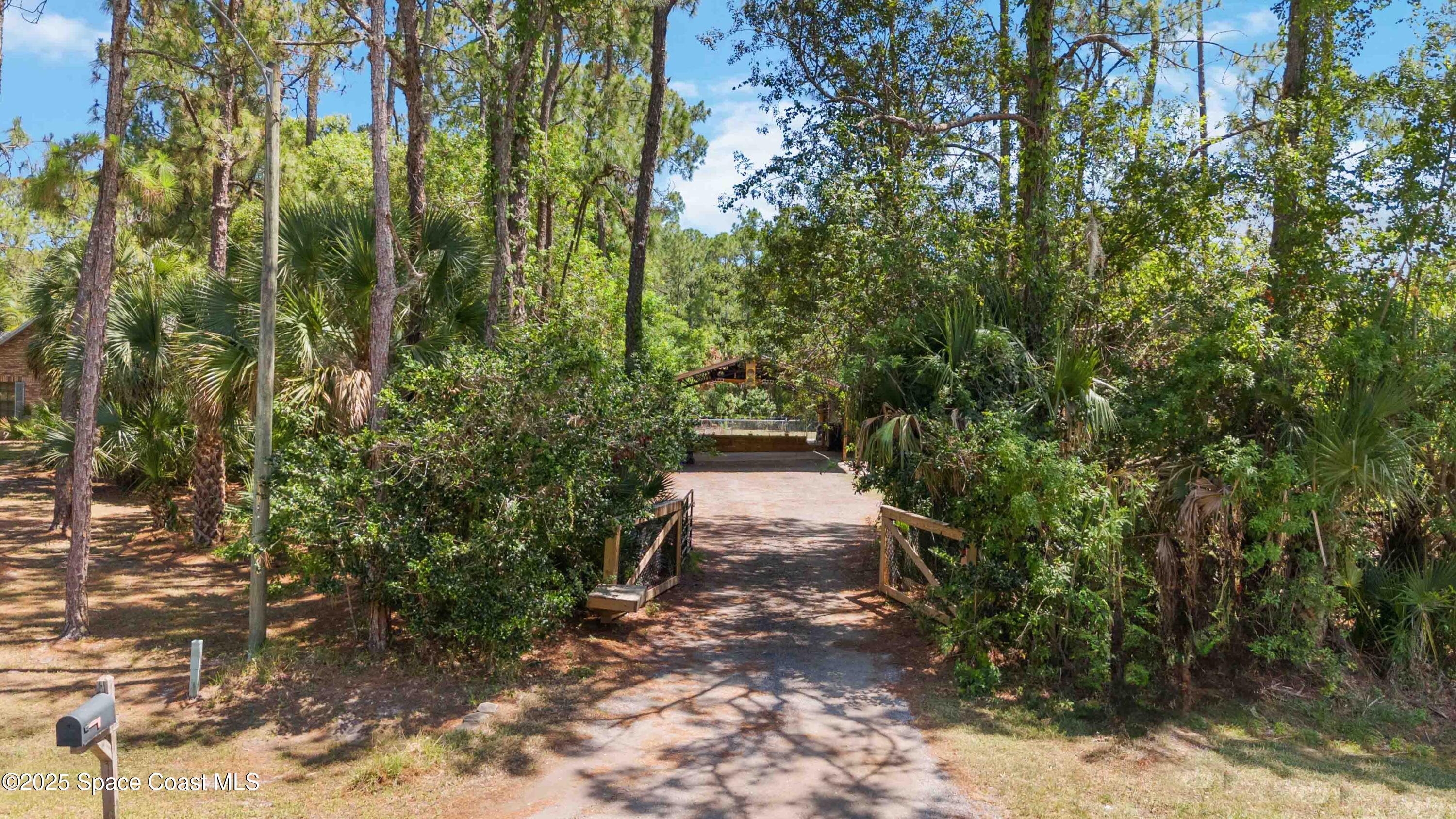5175 Dalehurst Drive