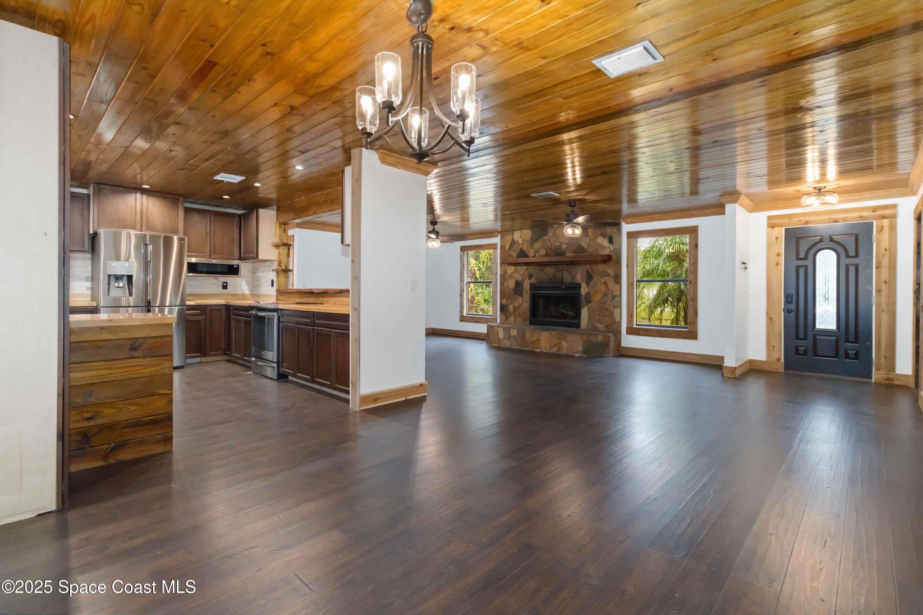 5175 Dalehurst Drive