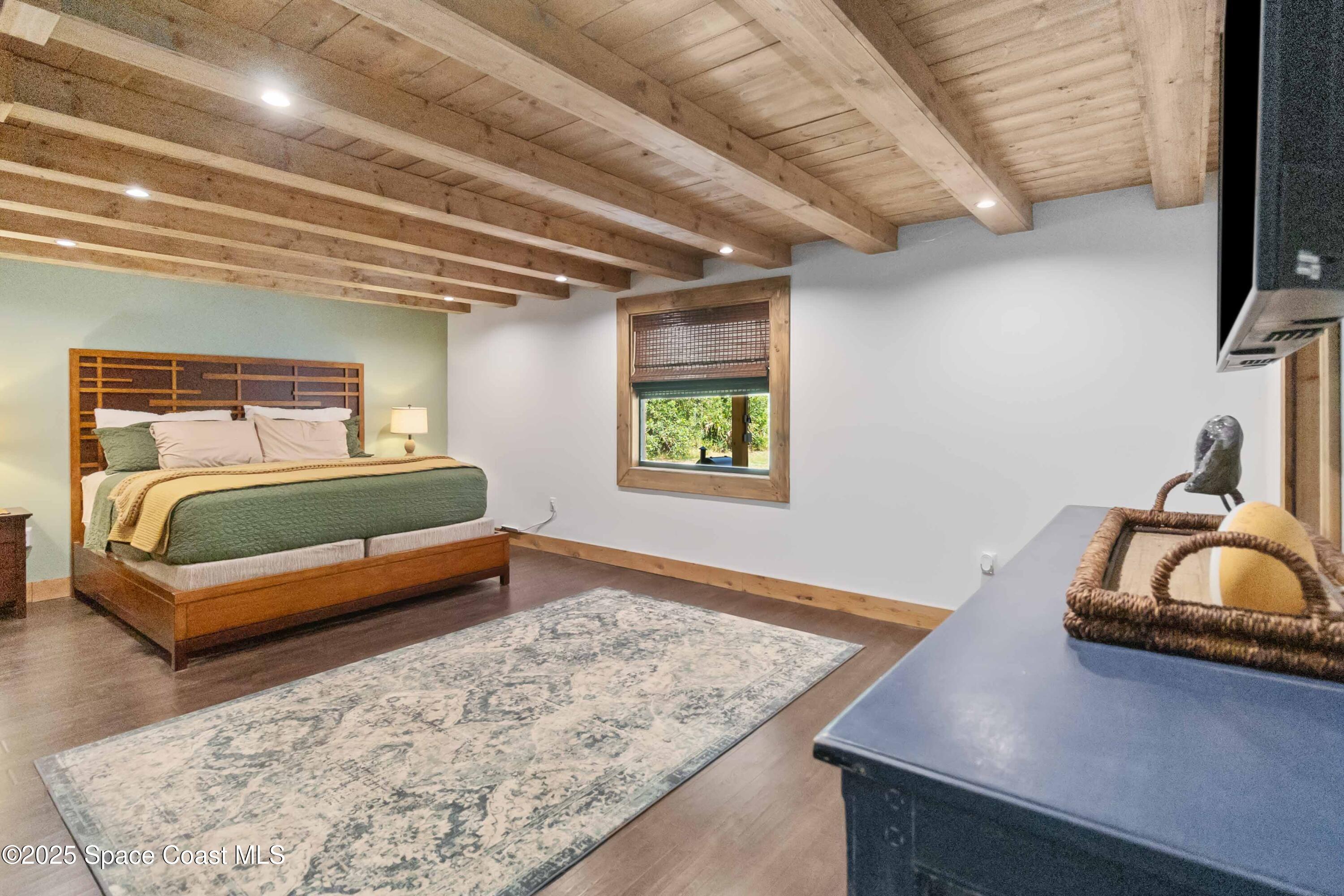 5175 Dalehurst Drive