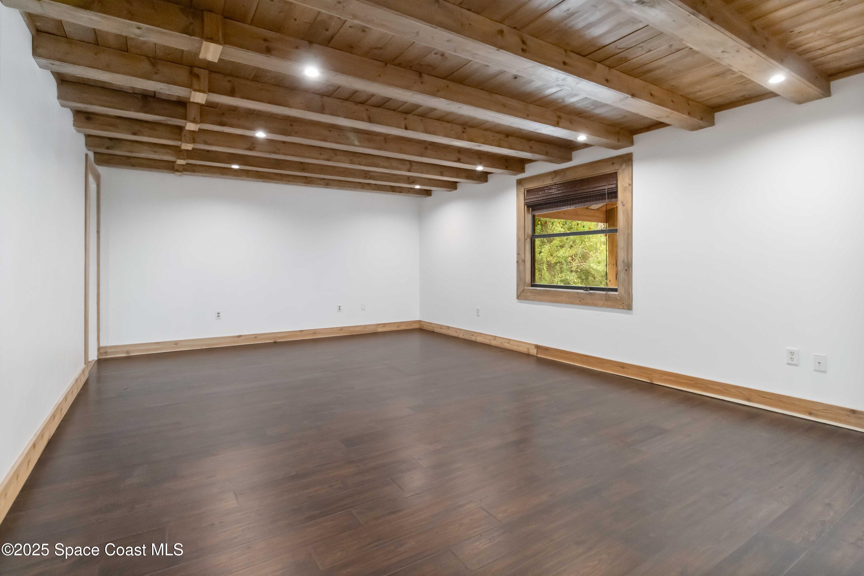 5175 Dalehurst Drive
