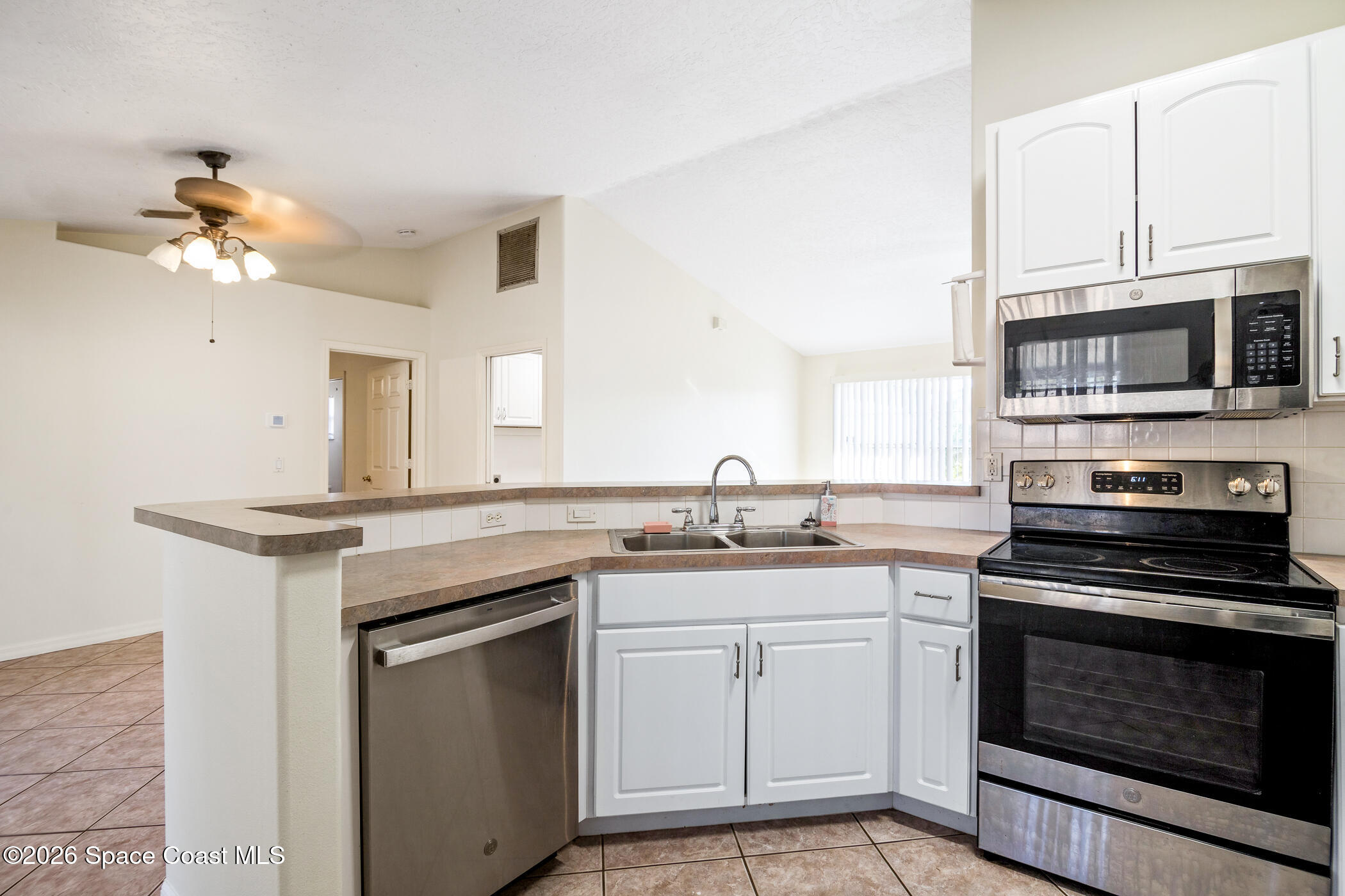 314 Comet Avenue SE