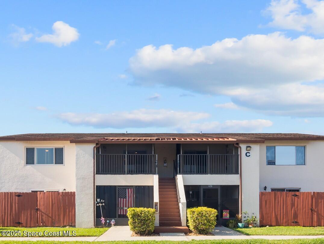 627 Ridge Club Drive 14
