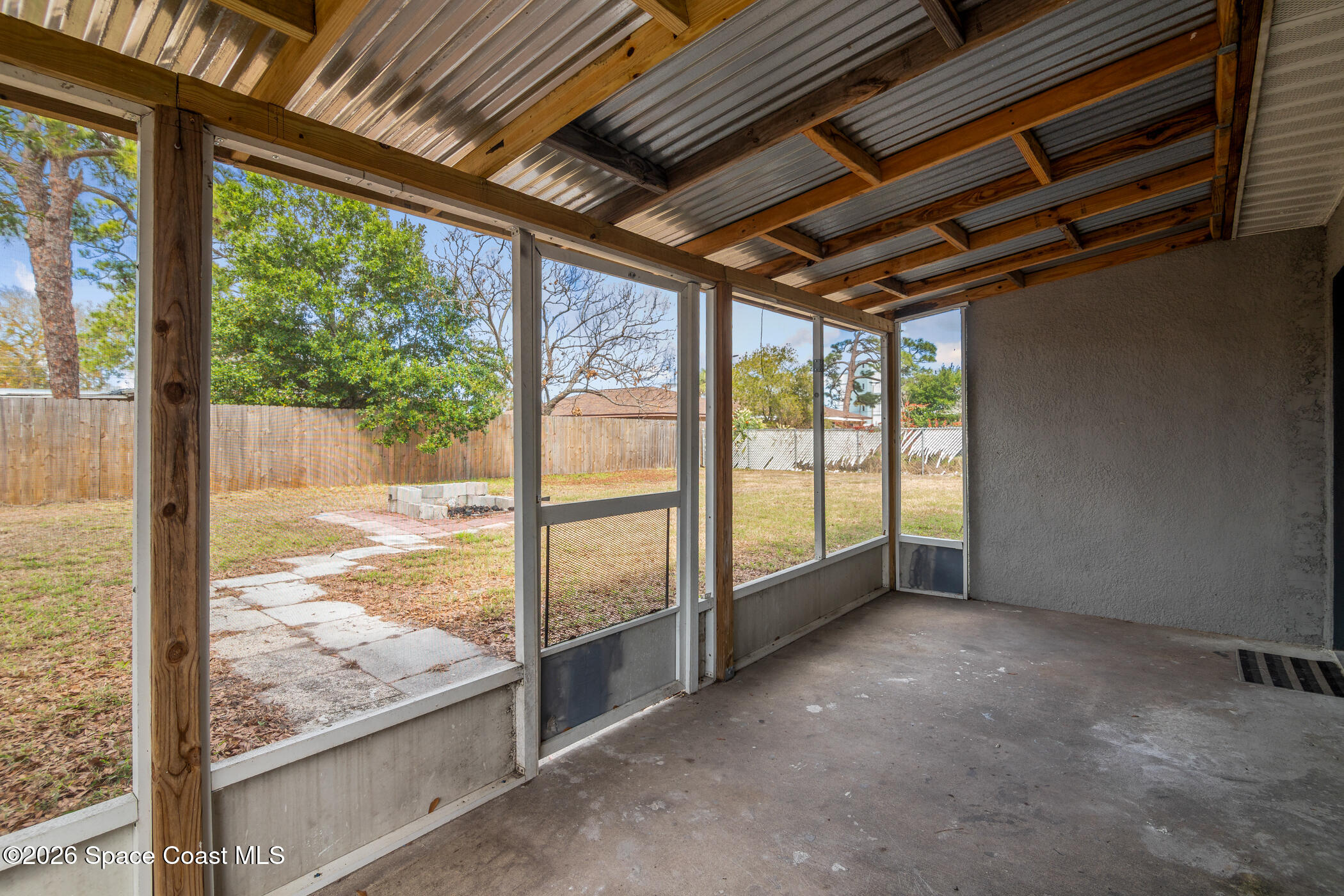 112 Lado Lane