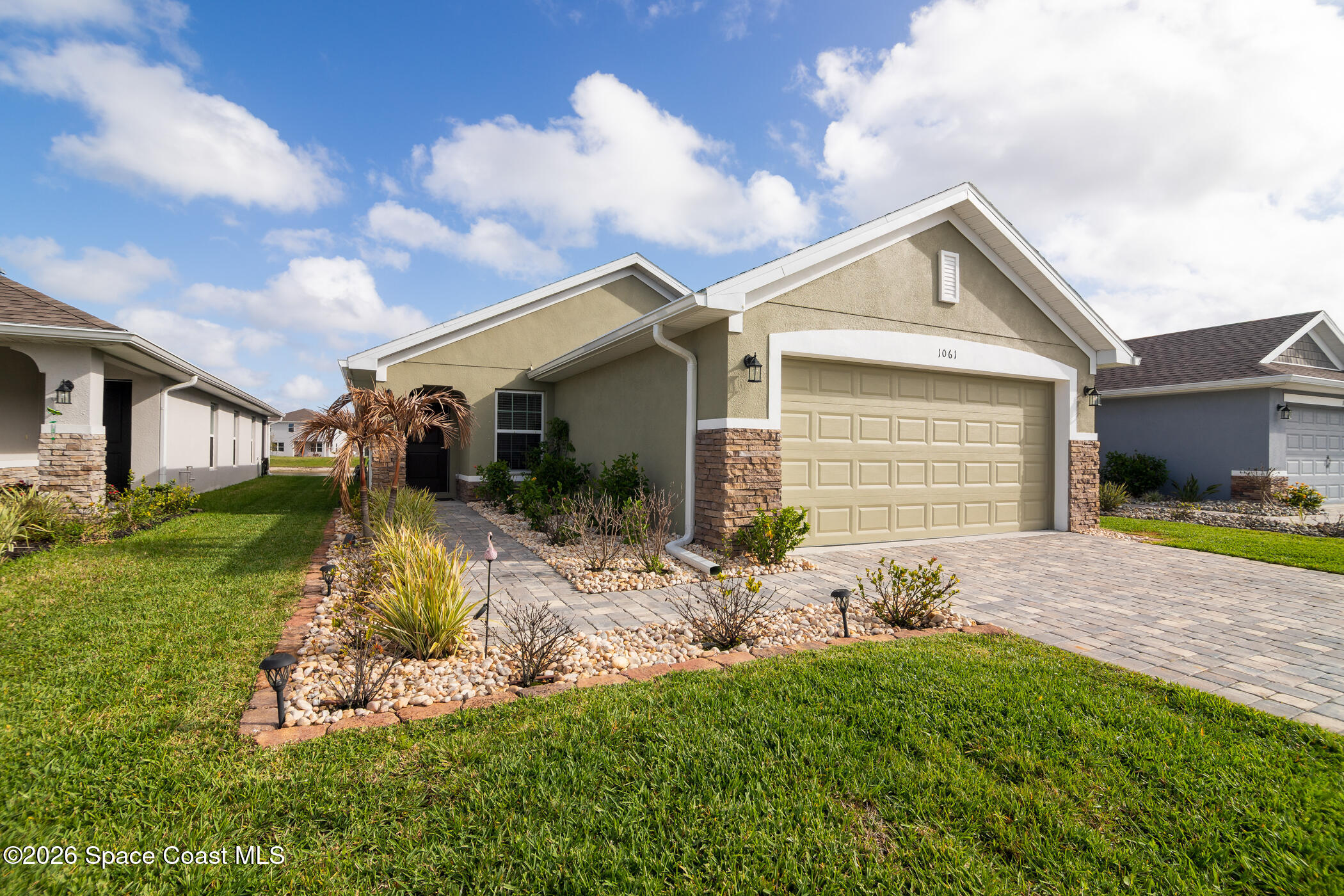 1061 Canfield Circle SE