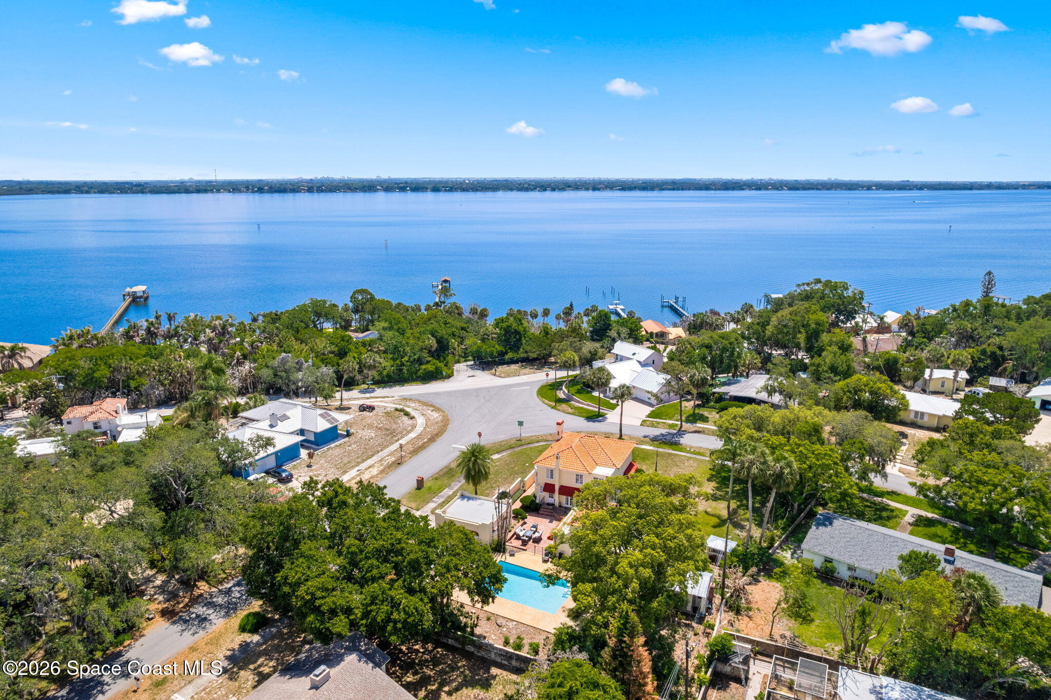 2105 Mac Farland Drive