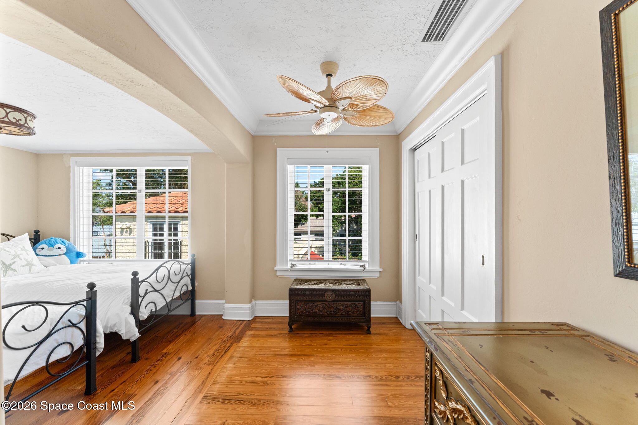2105 Mac Farland Drive
