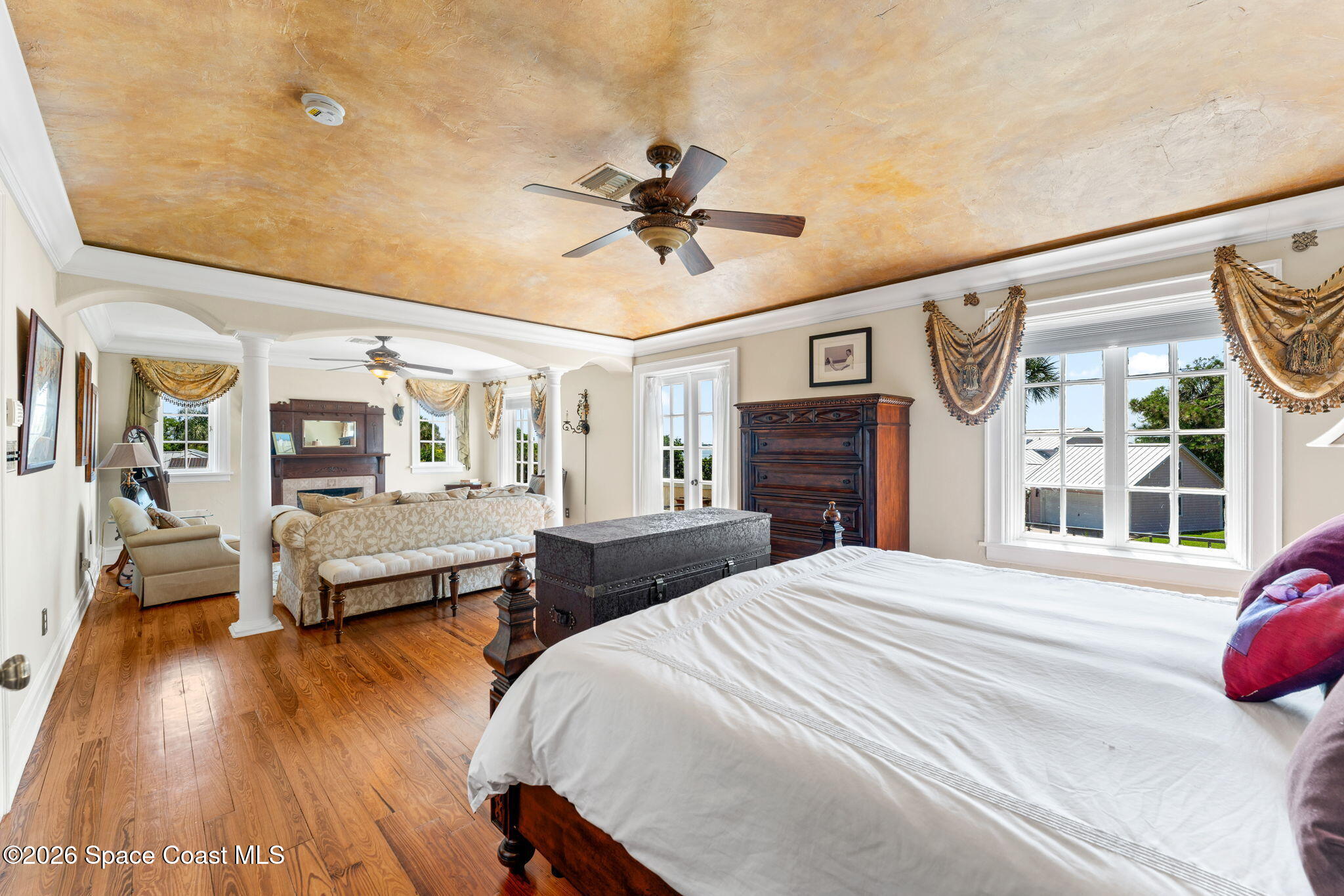 2105 Mac Farland Drive