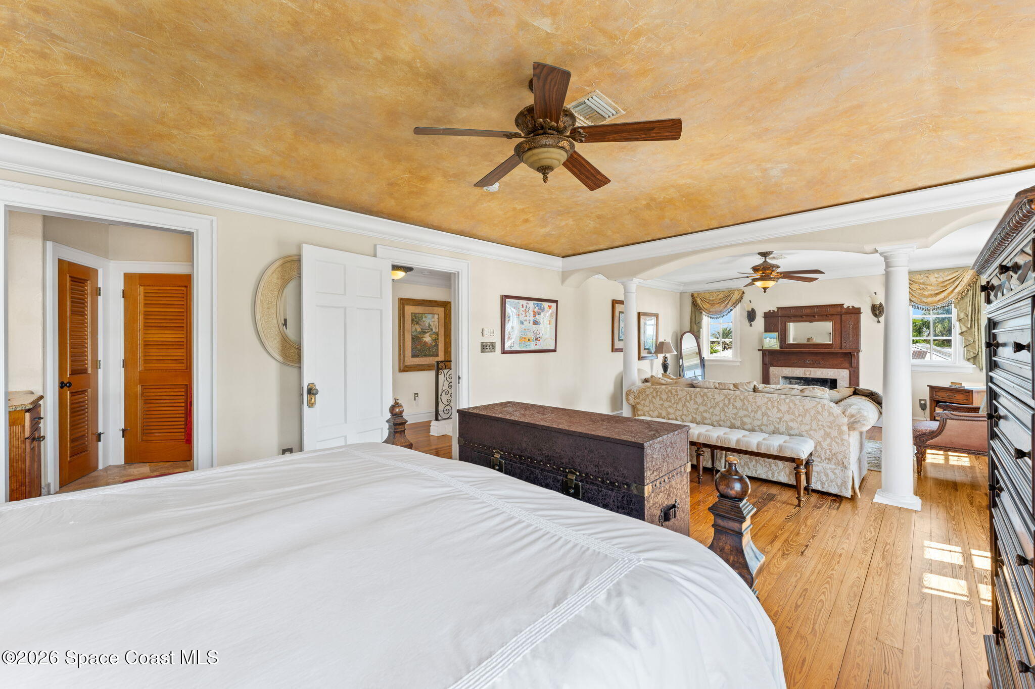 2105 Mac Farland Drive