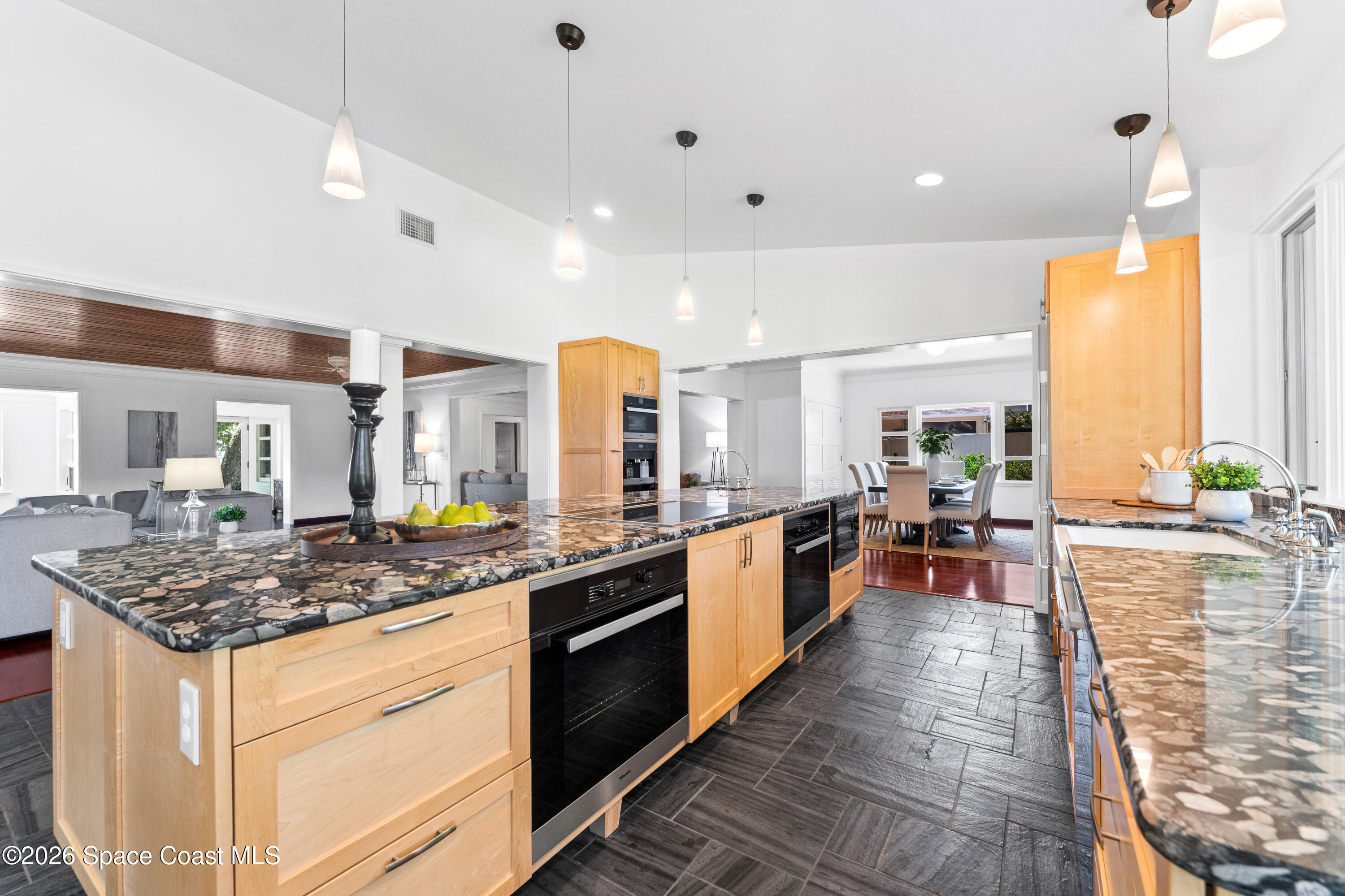 1001 N Indian River Drive