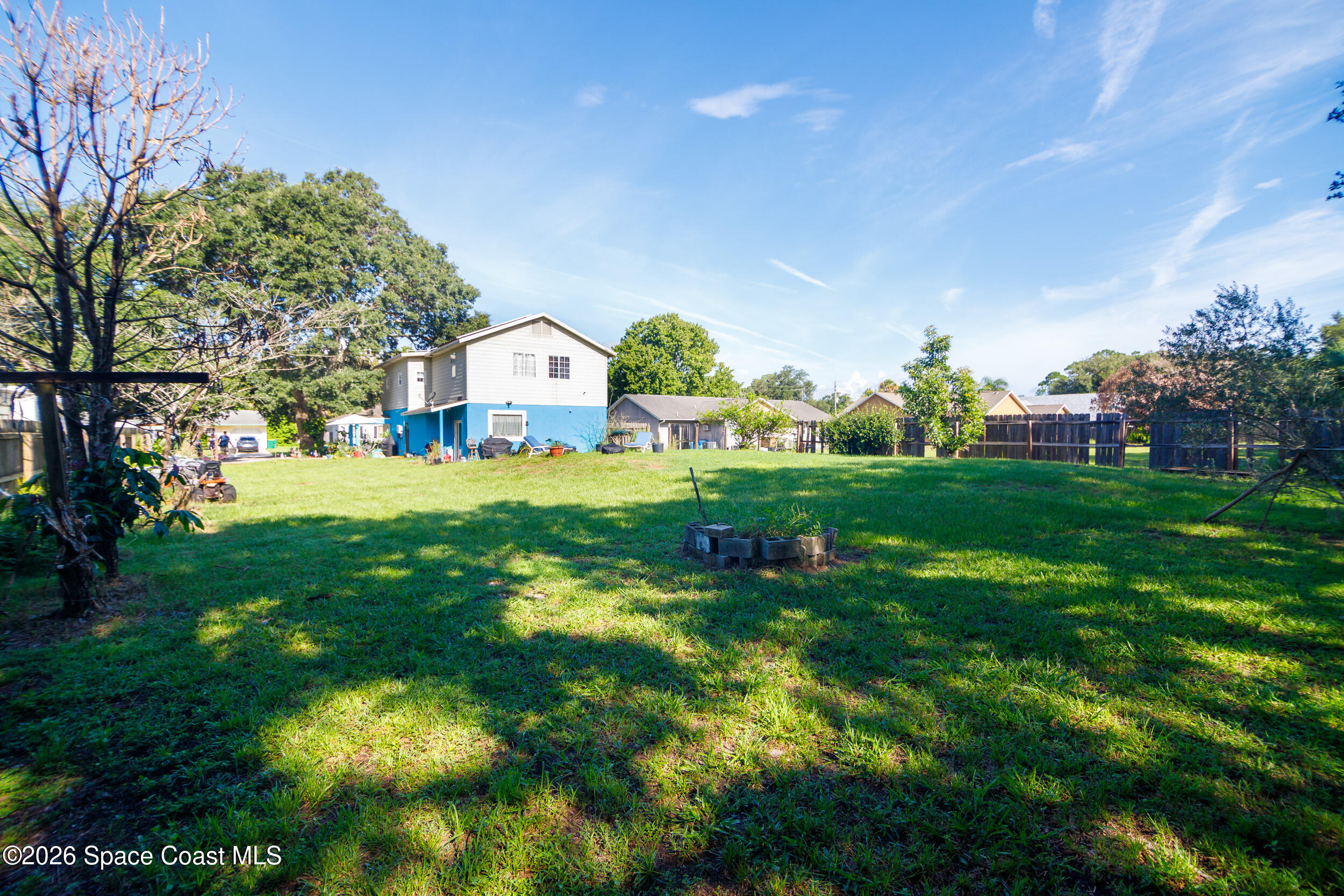 6599 Bamboo Avenue