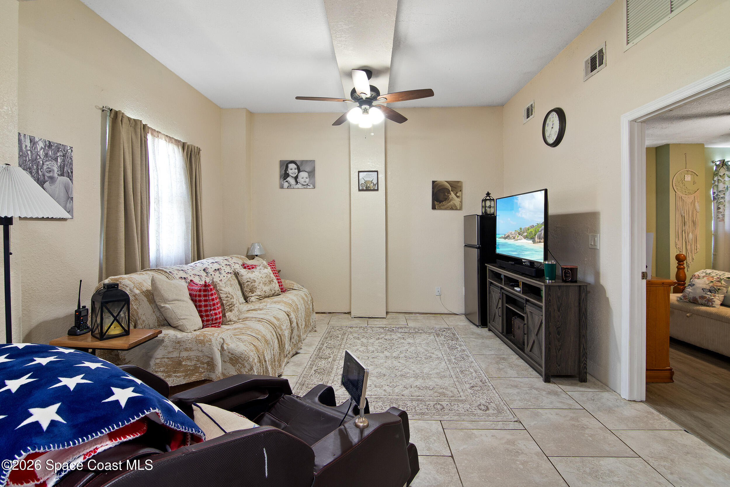 6599 Bamboo Avenue