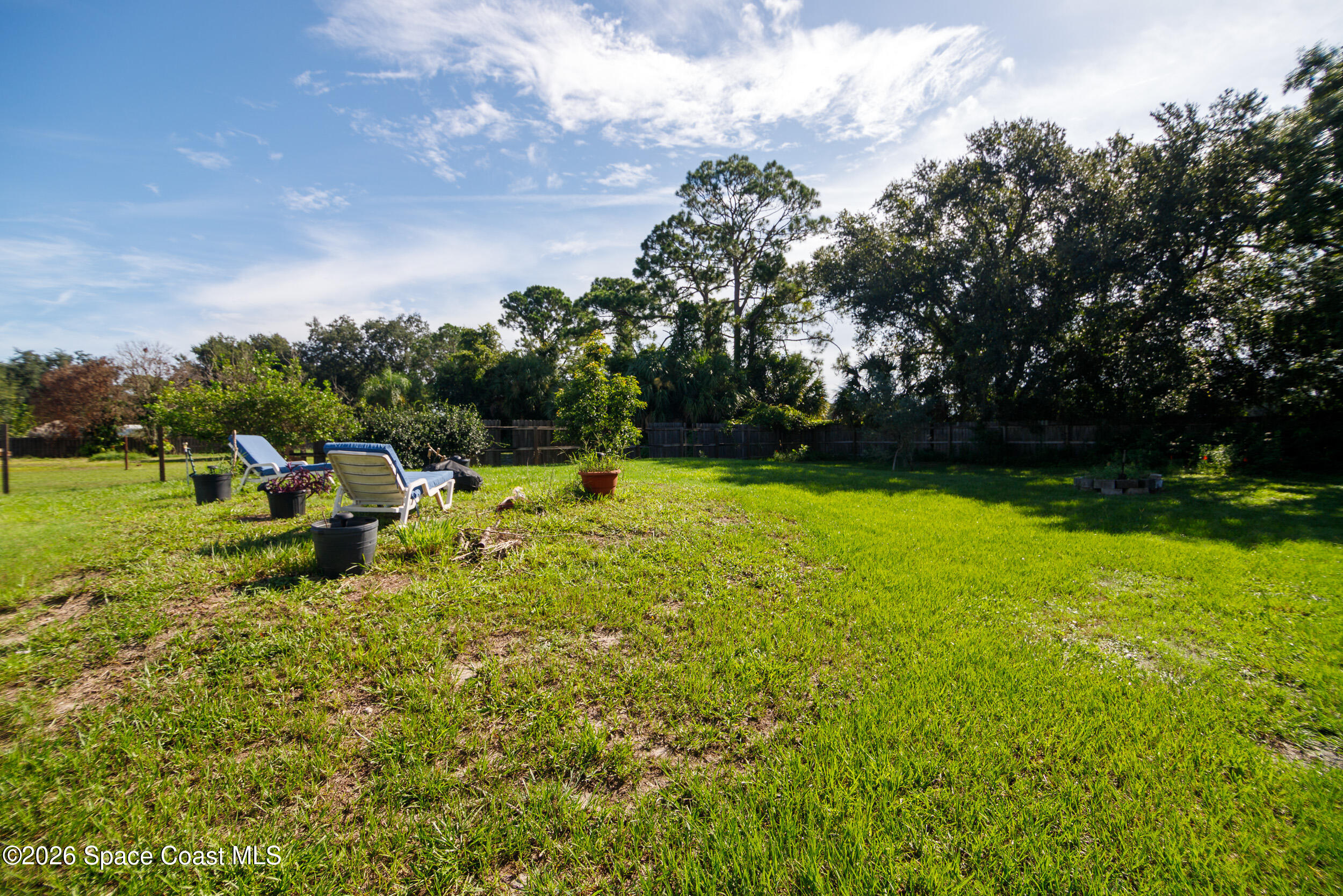 6599 Bamboo Avenue