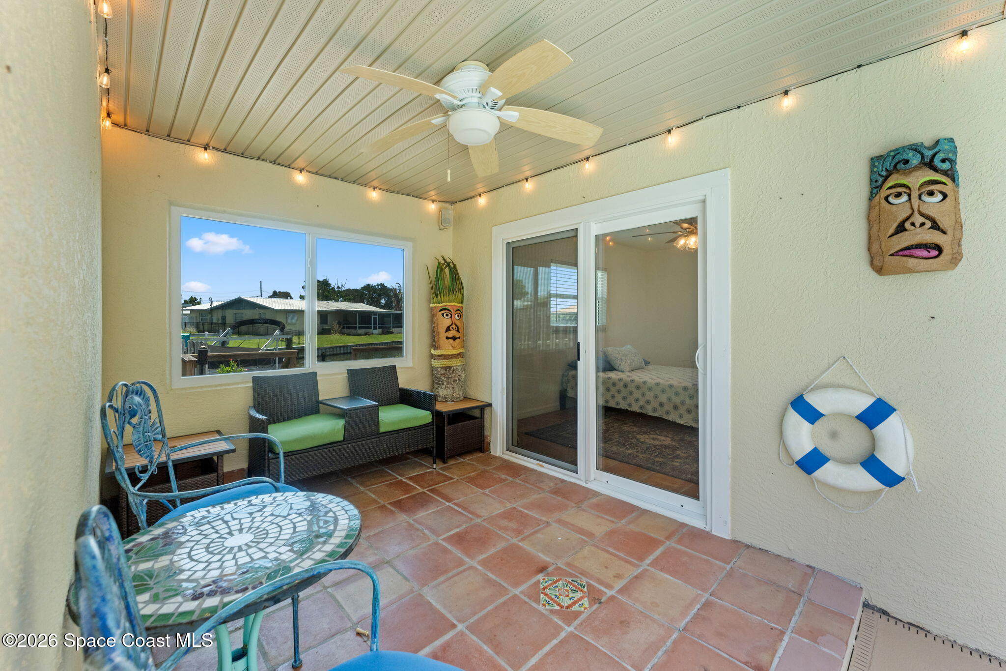1275 Island Drive