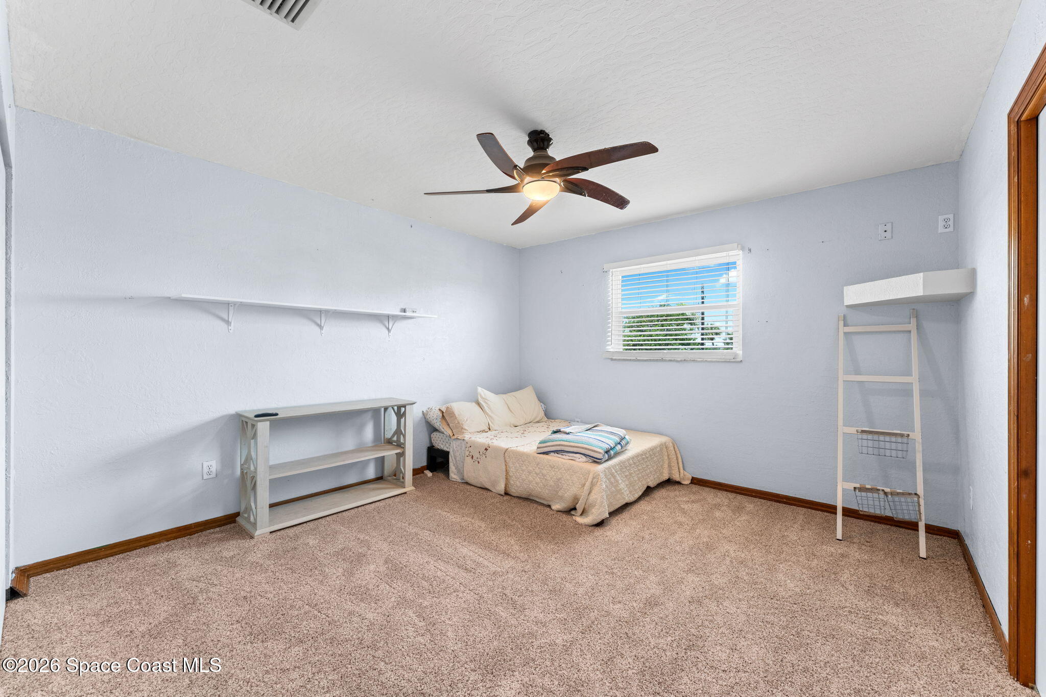 1275 Island Drive